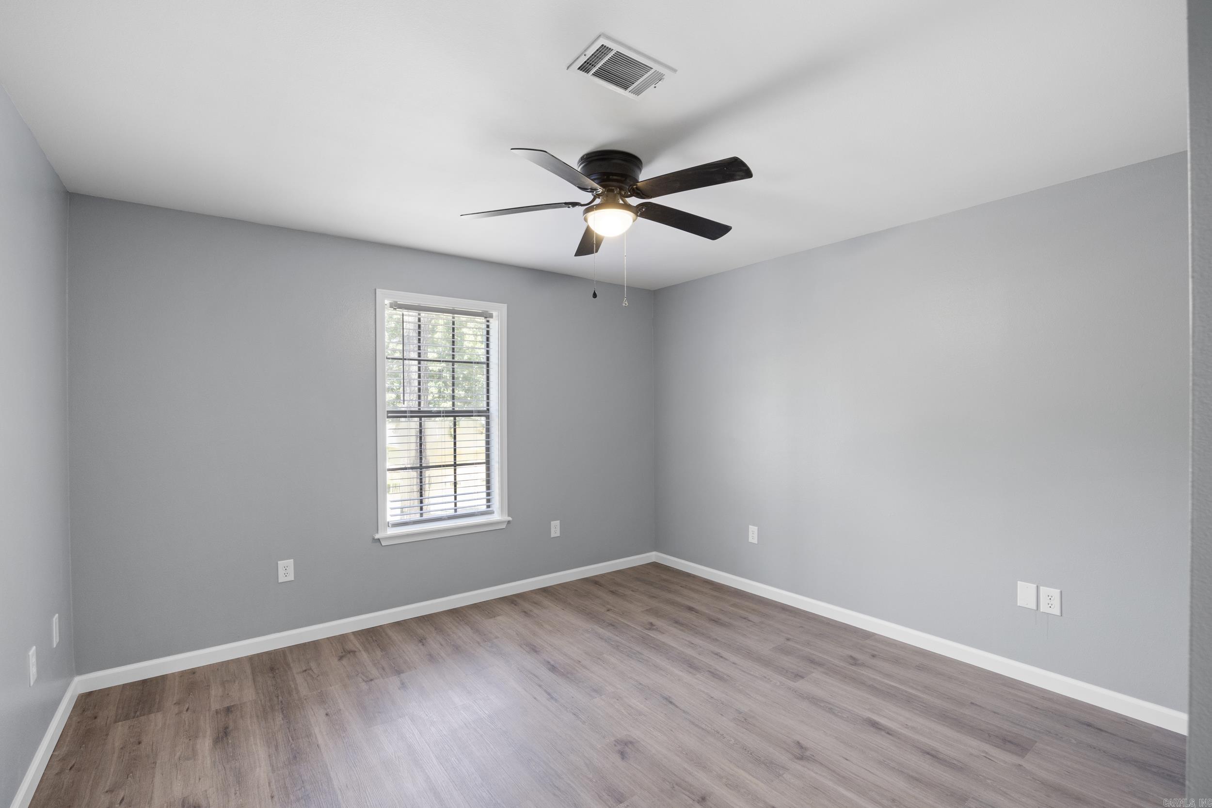 7 LIVE OAK  Russellville, AR