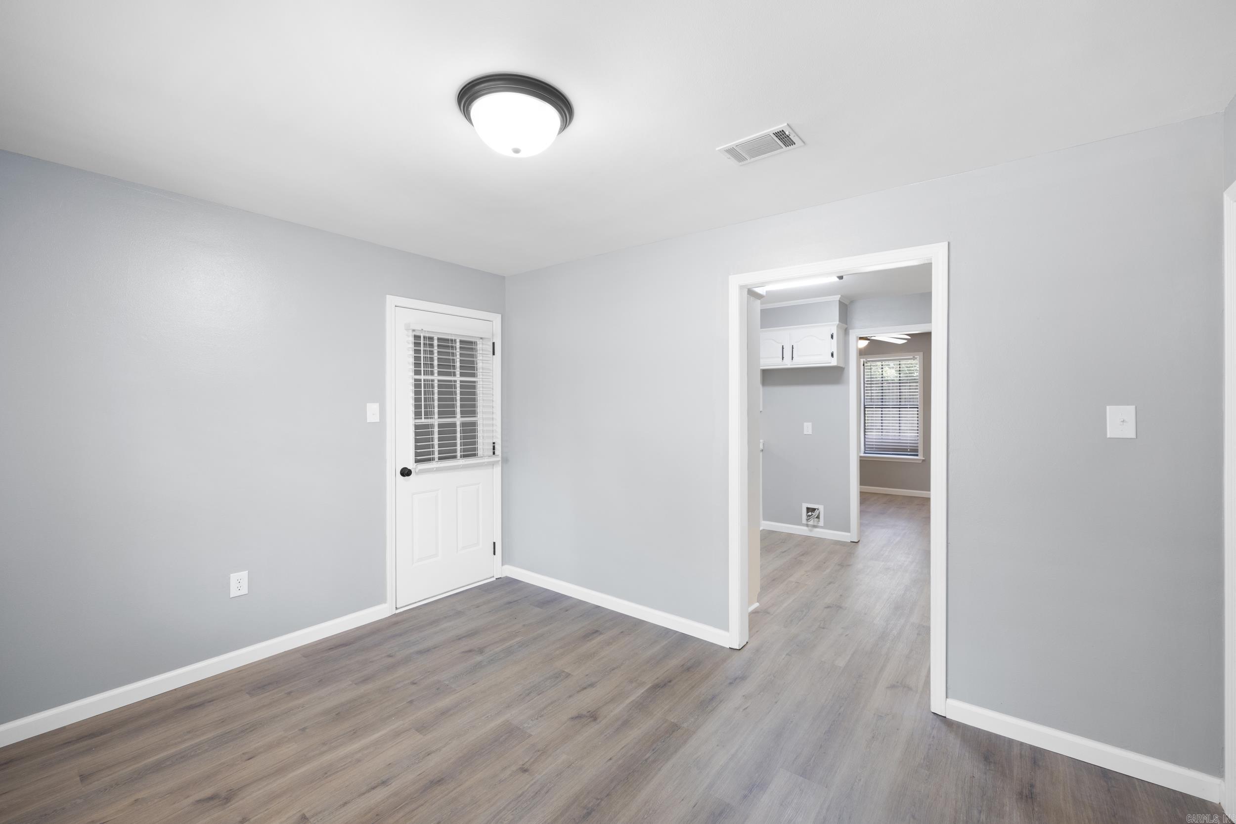 7 LIVE OAK  Russellville, AR