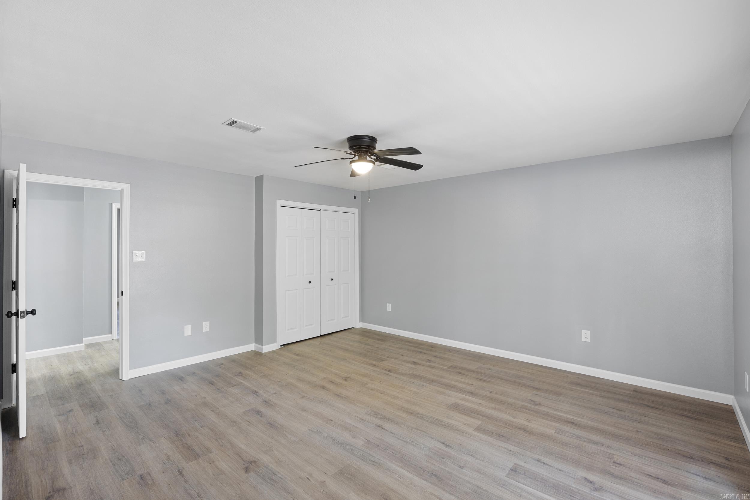 7 LIVE OAK  Russellville, AR