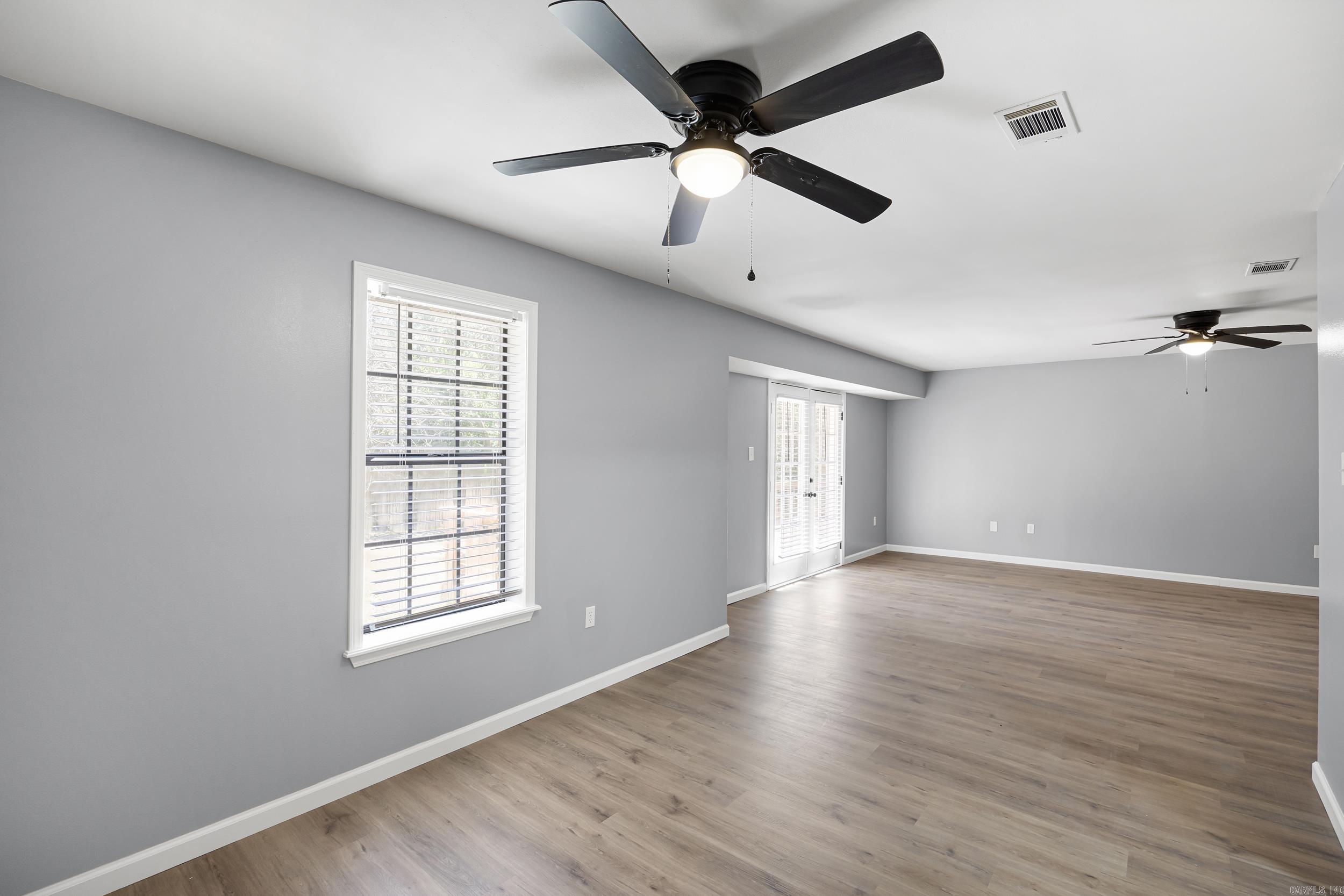 7 LIVE OAK  Russellville, AR