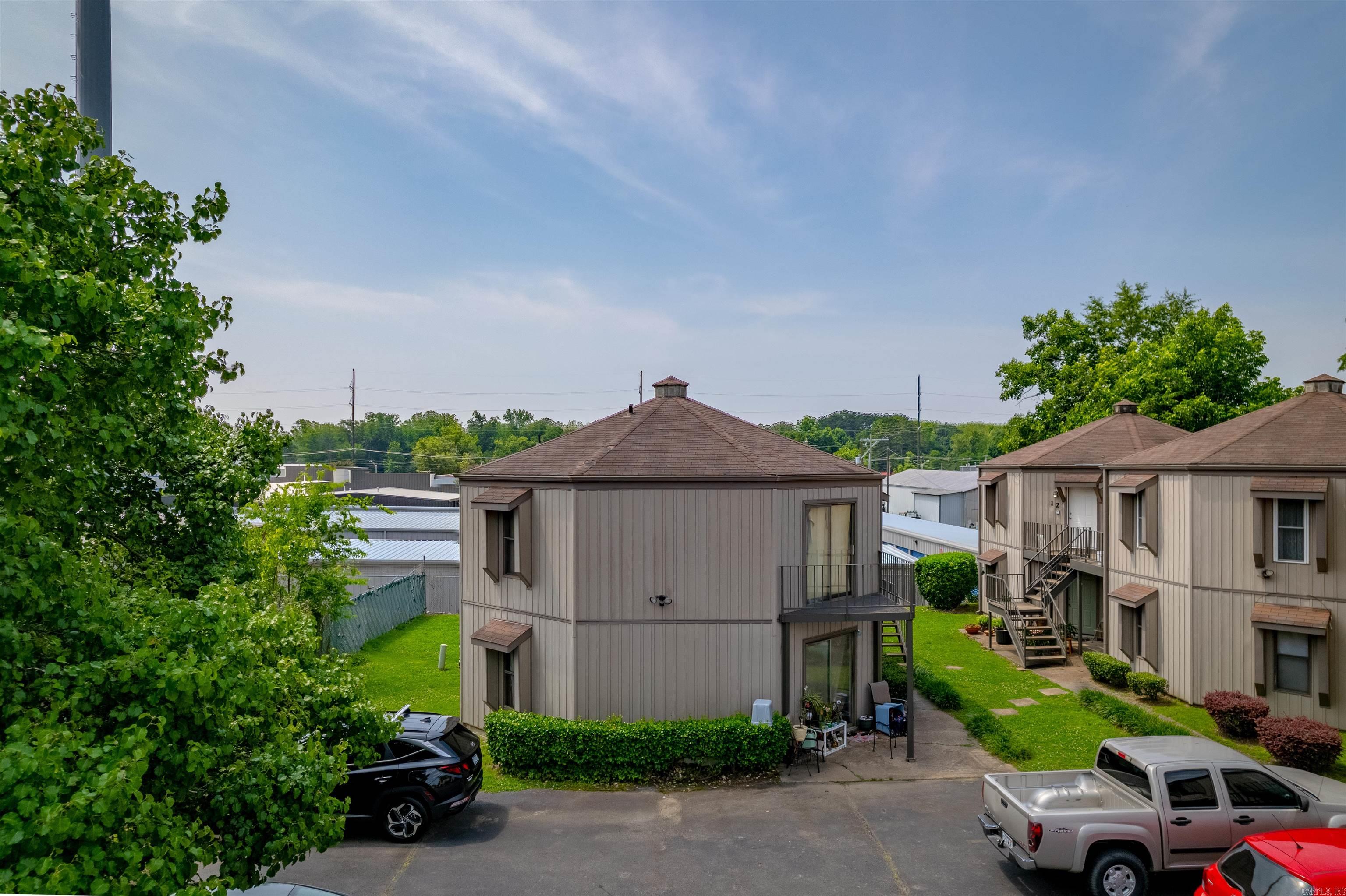 205 W Woodruff  Searcy, AR