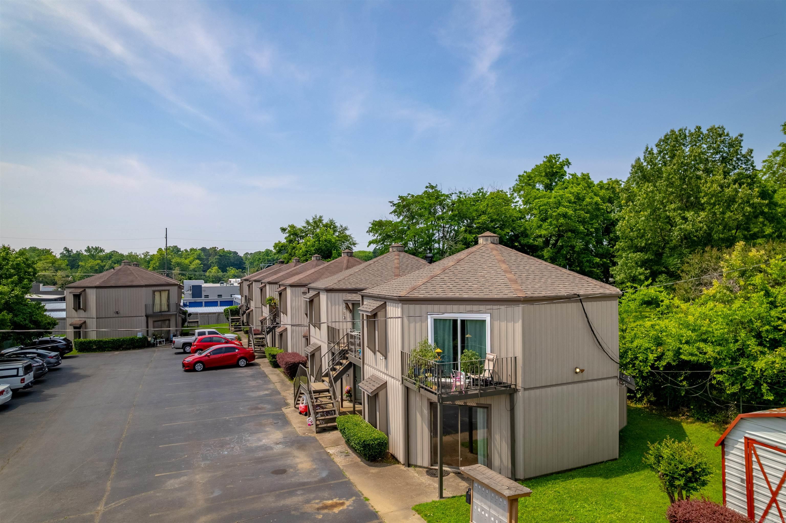 205 W Woodruff  Searcy, AR