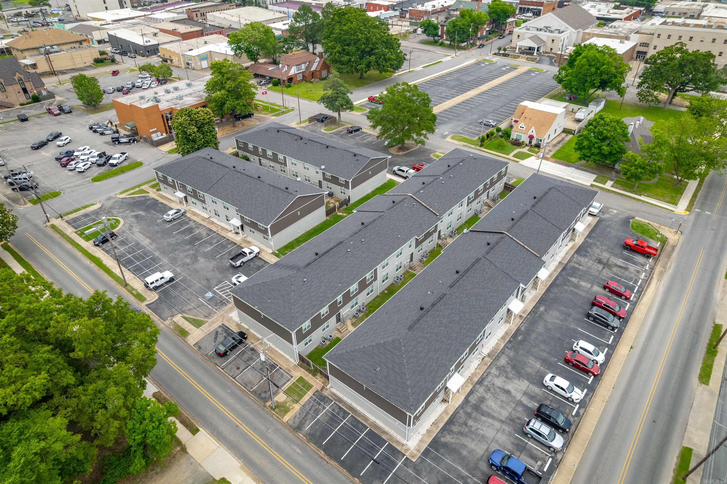 300 W Pleasure  Searcy, AR