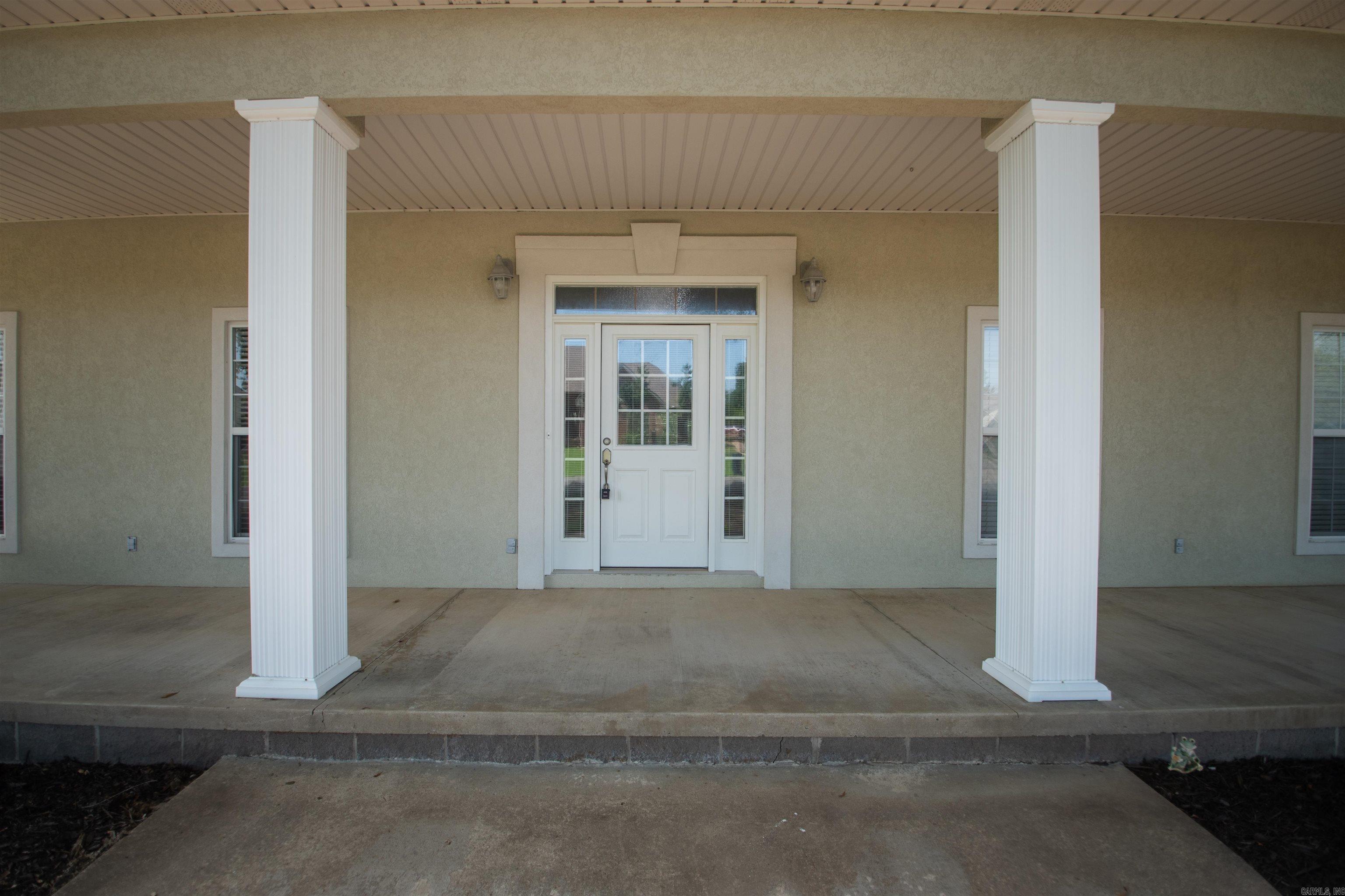 2113 Duane Beebe, AR 72012