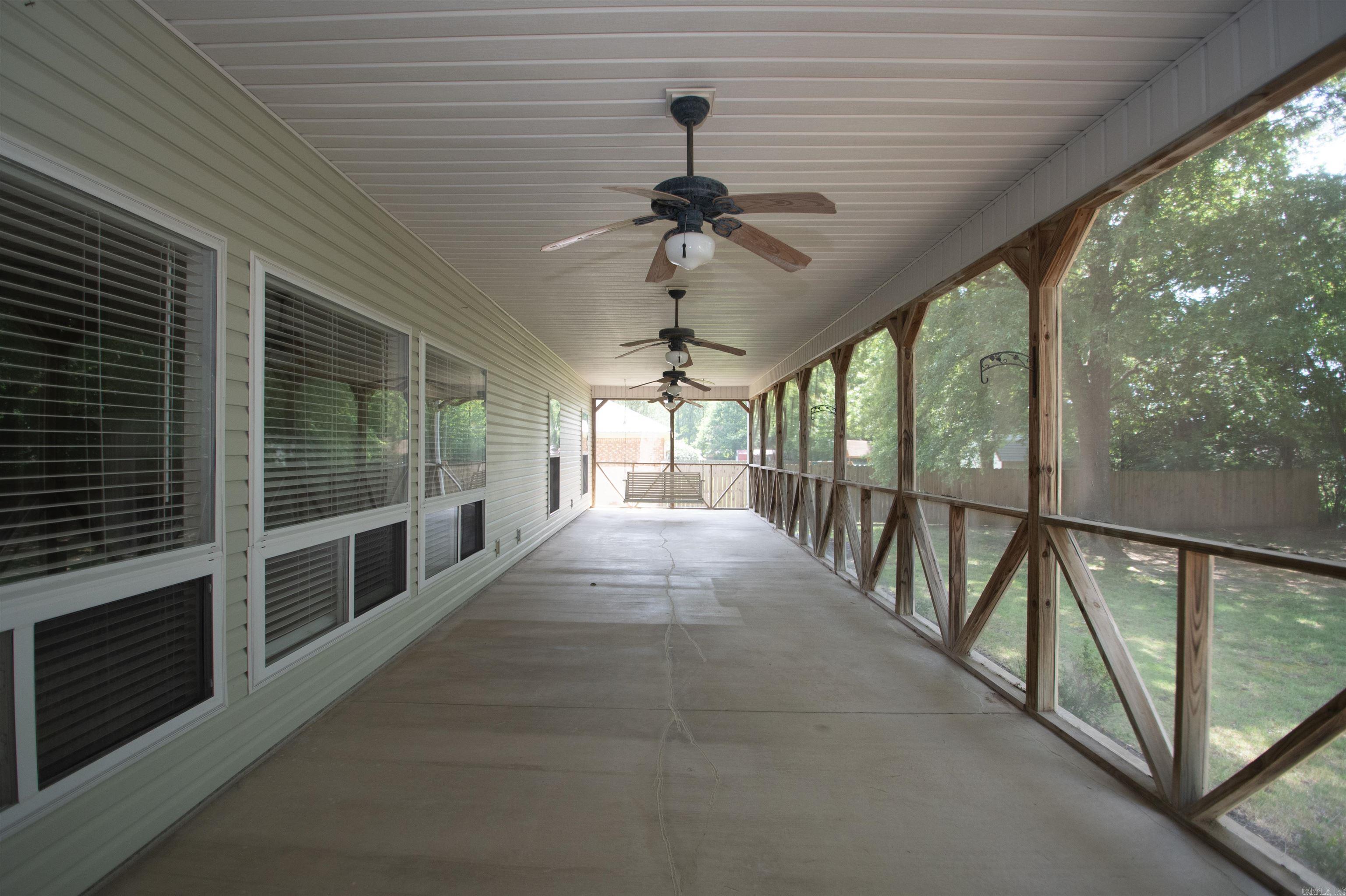2113 Duane Beebe, AR 72012
