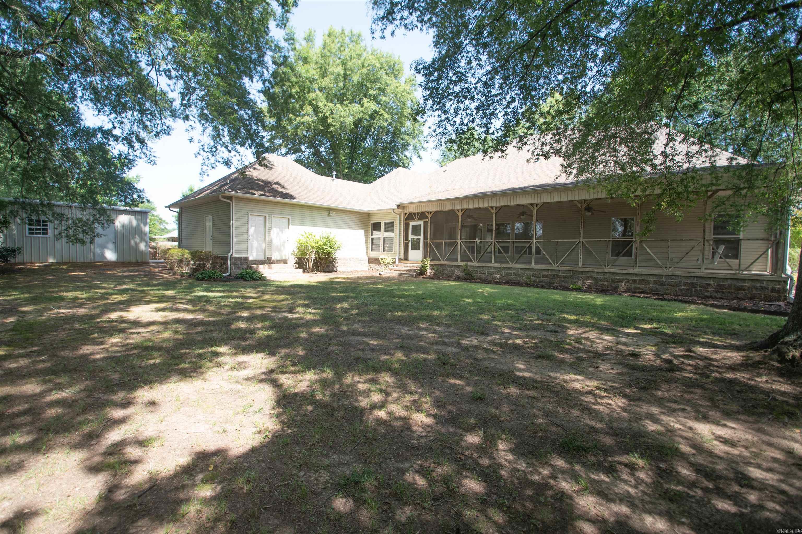 2113 Duane Beebe, AR 72012