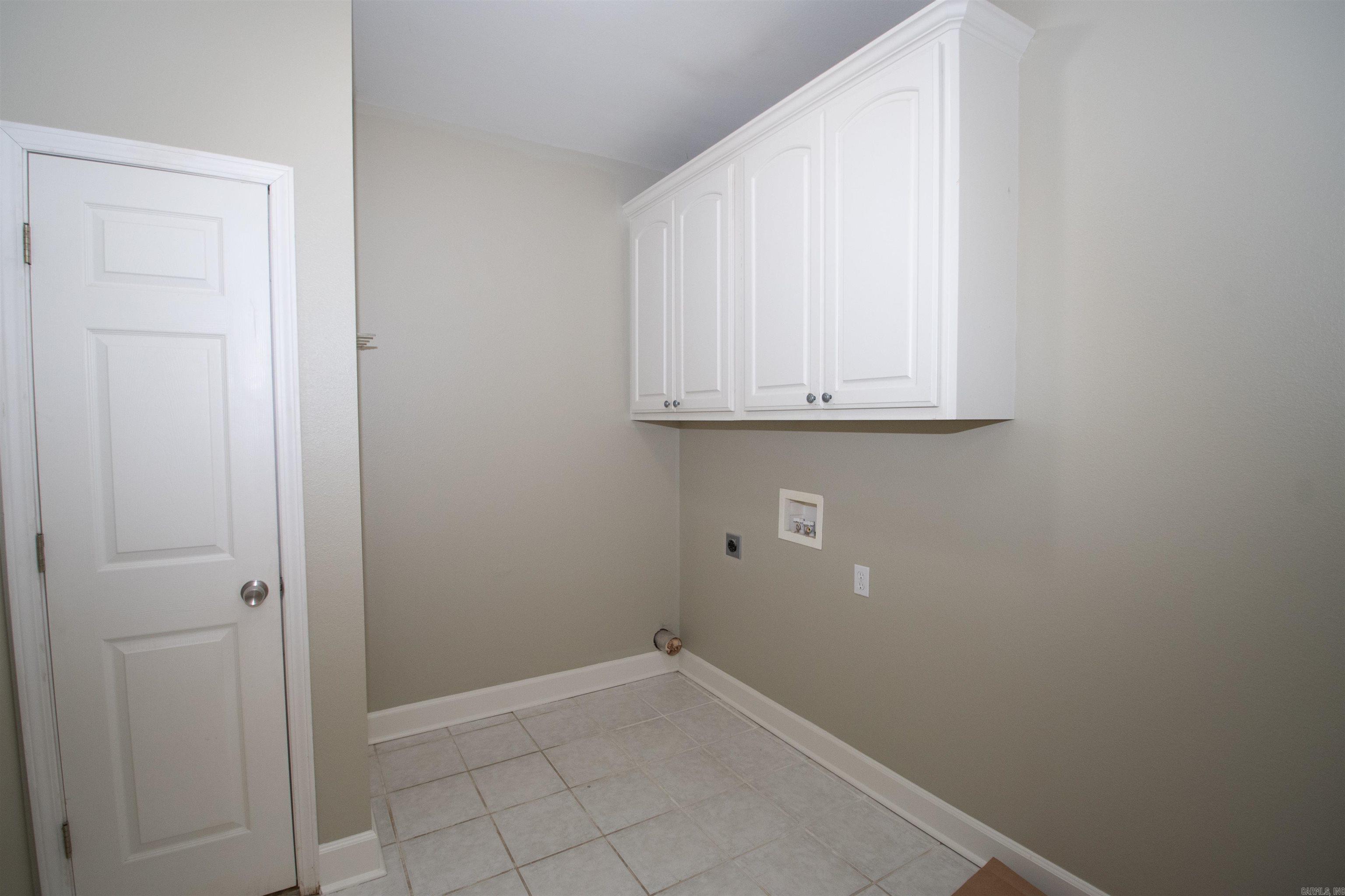 2113 Duane Beebe, AR 72012