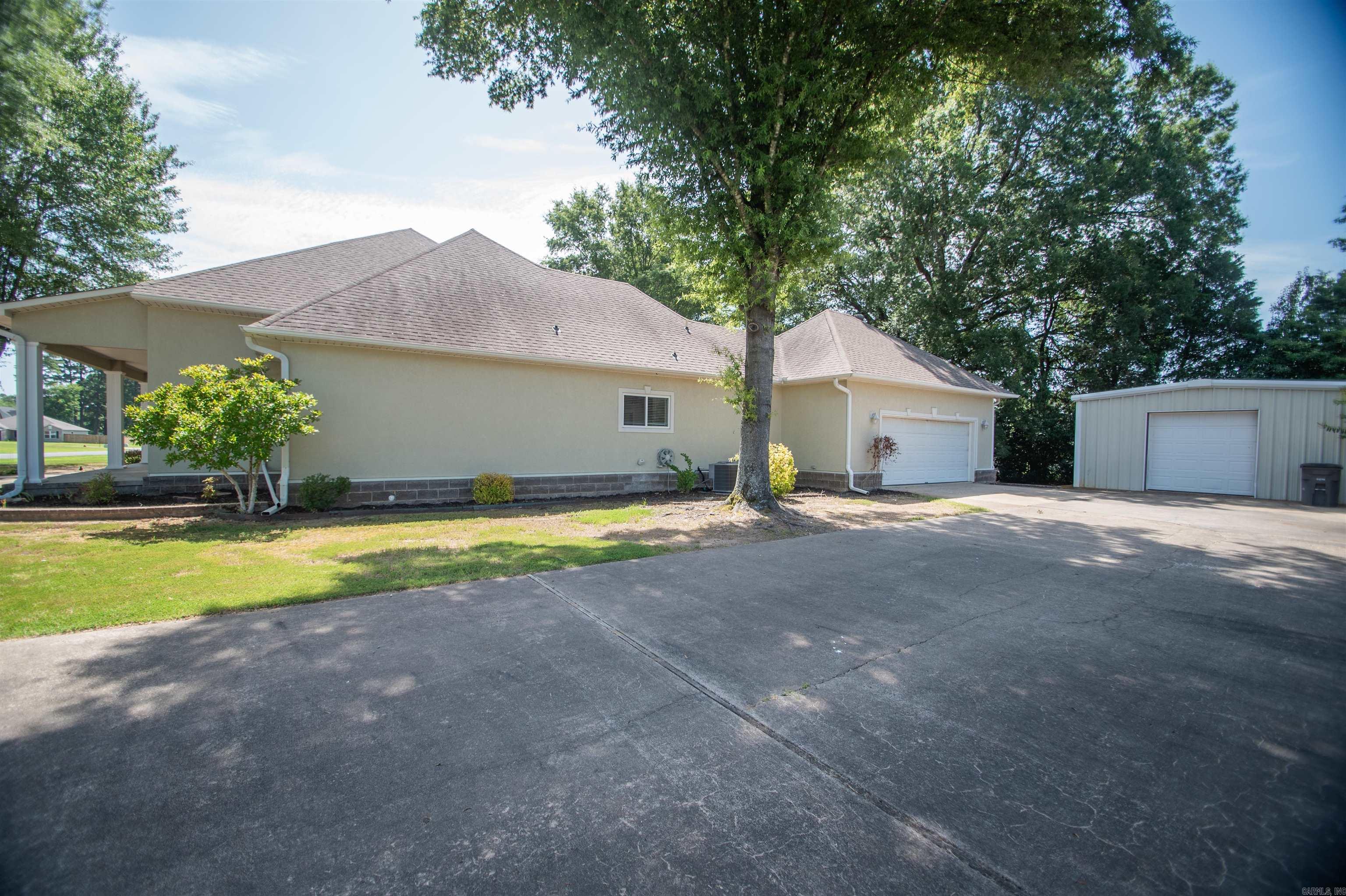 2113 Duane Beebe, AR 72012