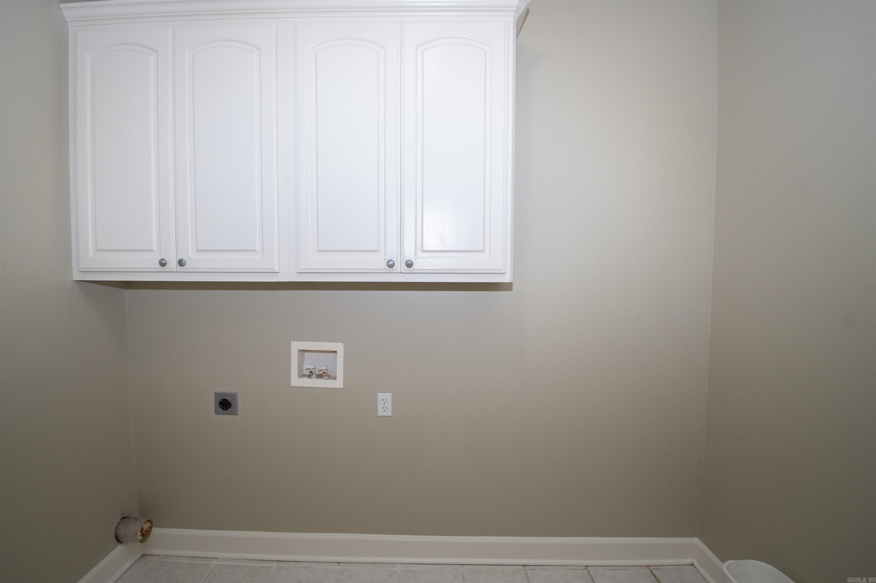 2113 Duane Beebe, AR 72012