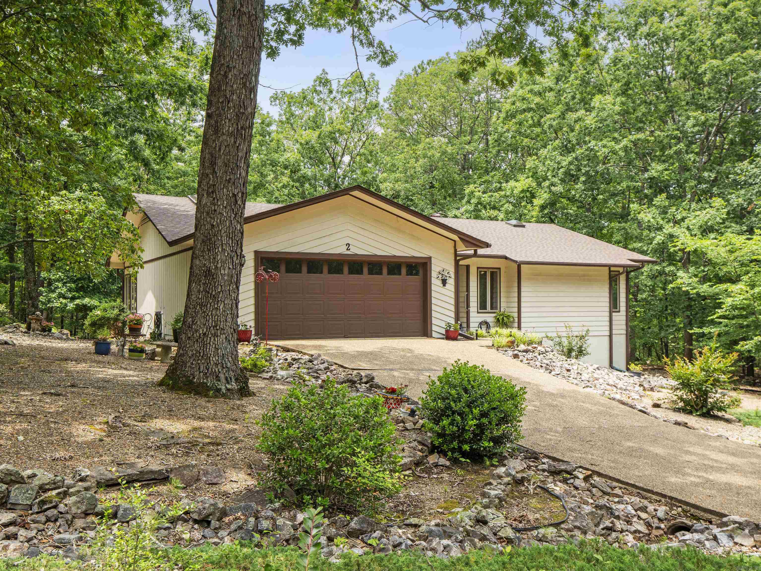 2 Tivisa Lane  Hot Springs Village, AR