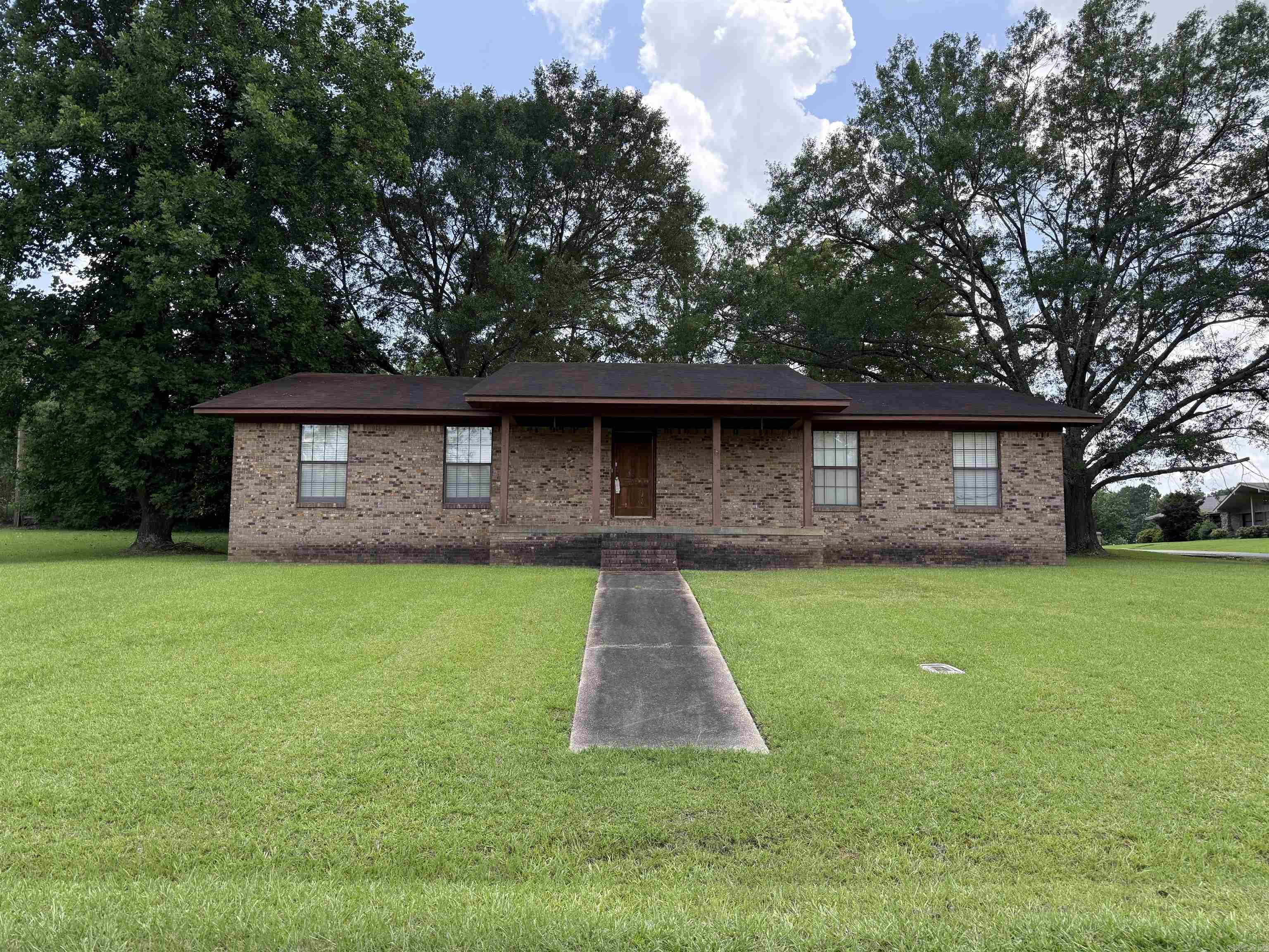 1313 Park  Nashville, AR