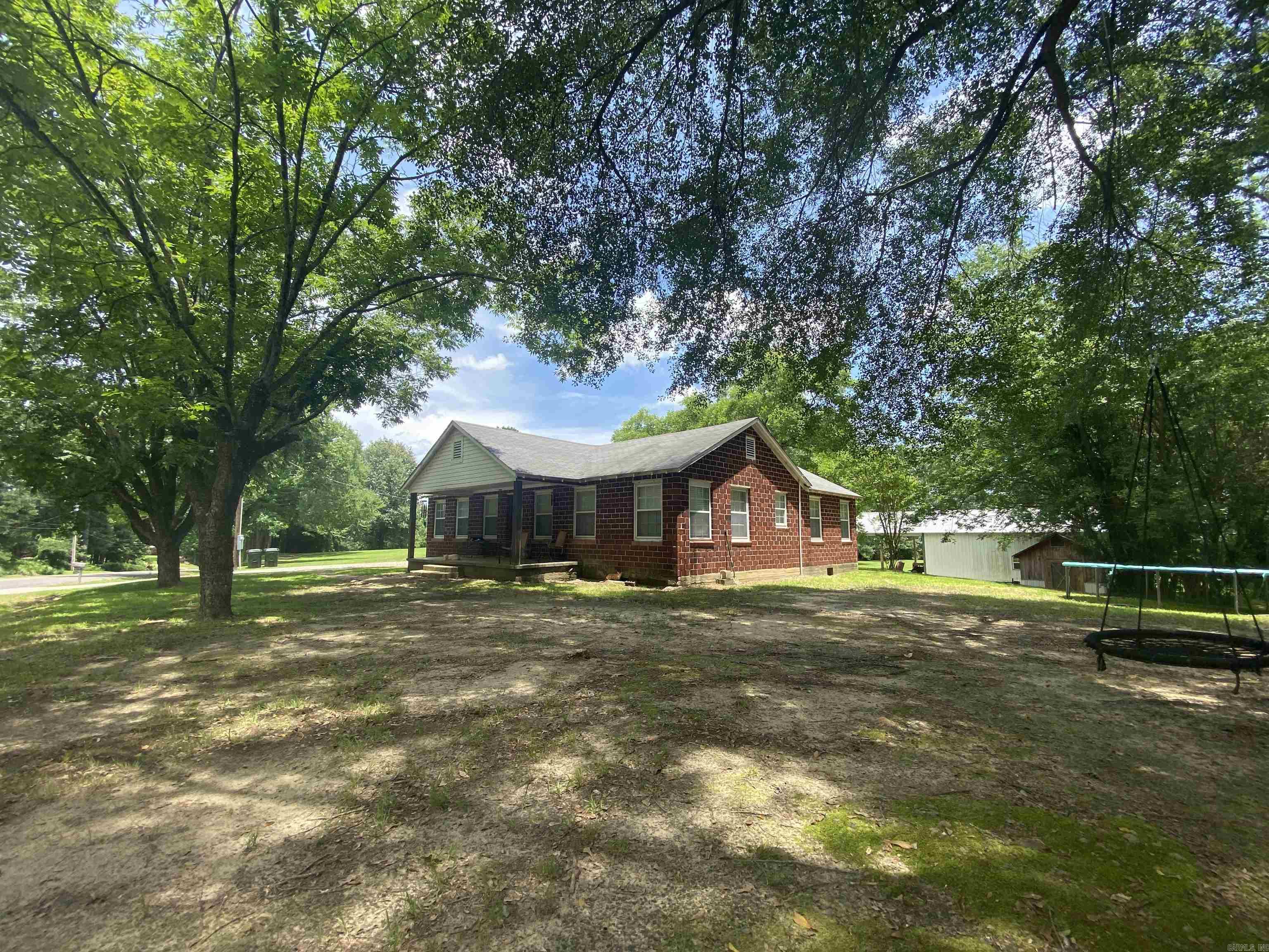 1395 Highway 317  Lockesburg, AR