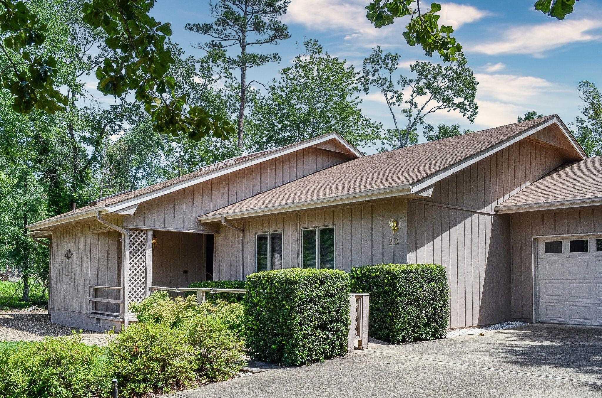 22 Vascongadas  Hot Springs Village, AR