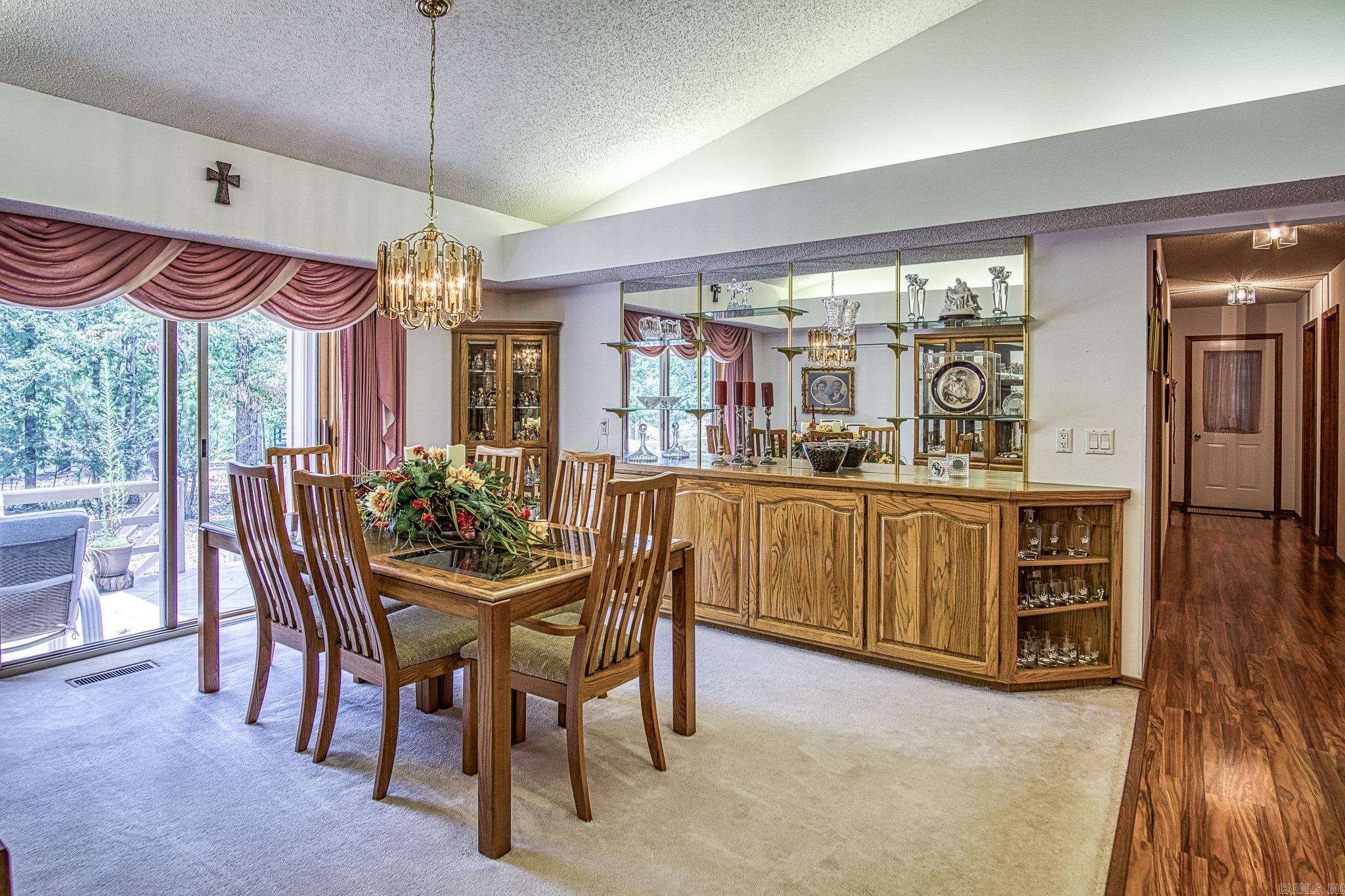 22 Vascongadas  Hot Springs Village, AR