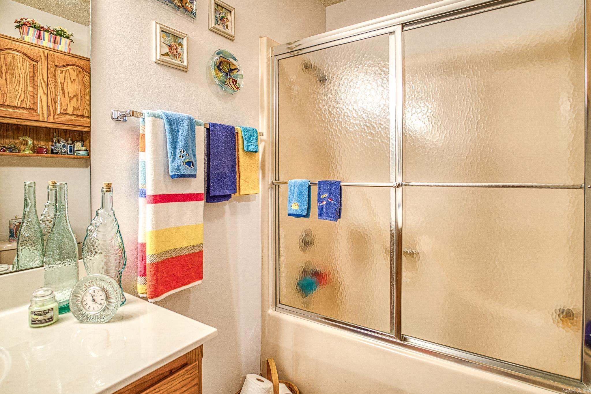 22 Vascongadas  Hot Springs Village, AR