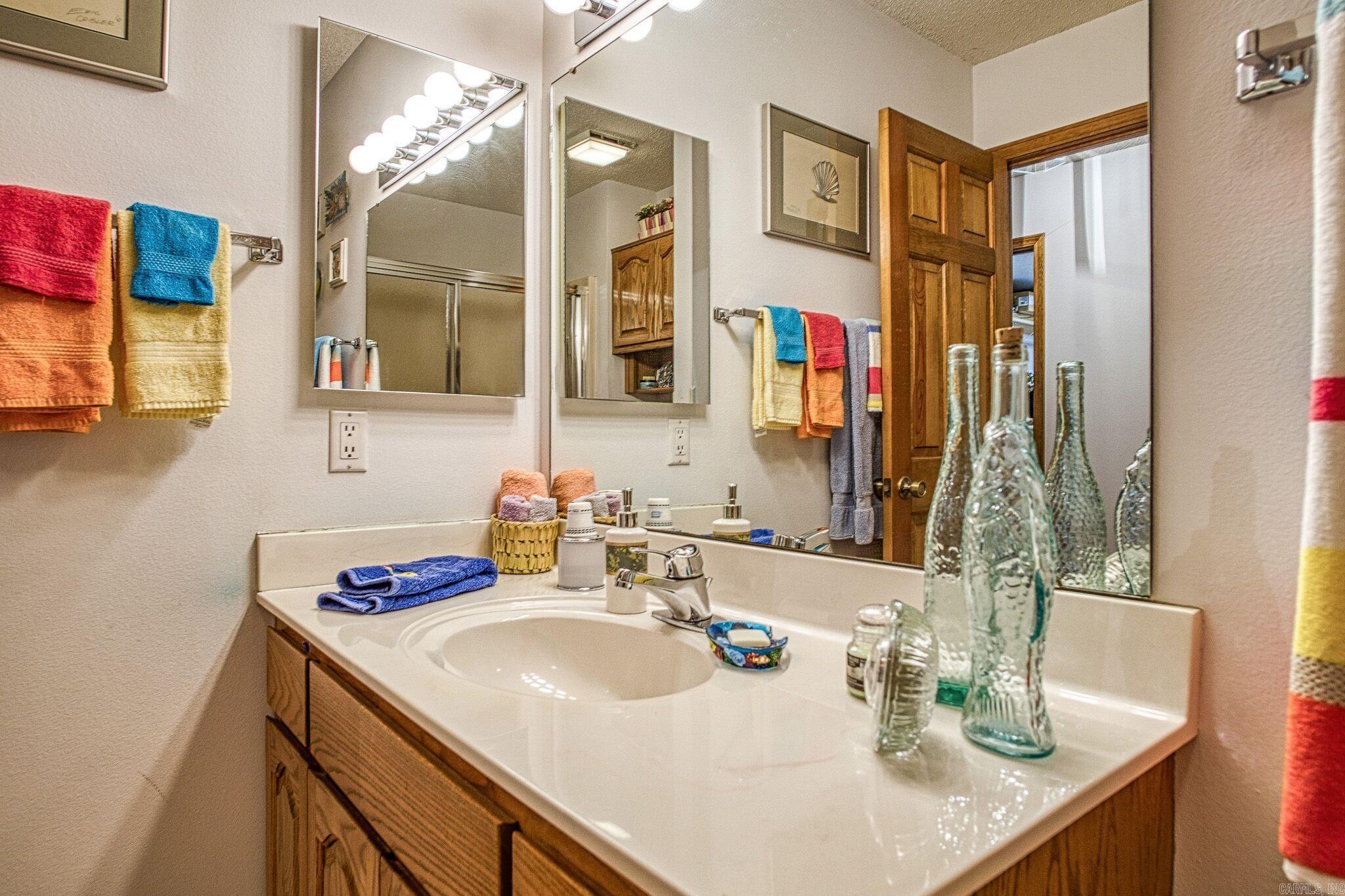 22 Vascongadas  Hot Springs Village, AR