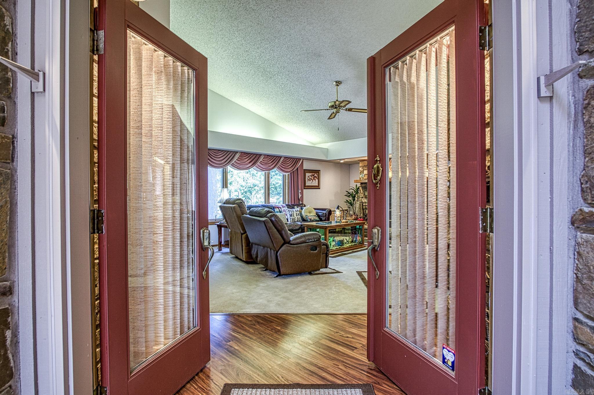 22 Vascongadas  Hot Springs Village, AR