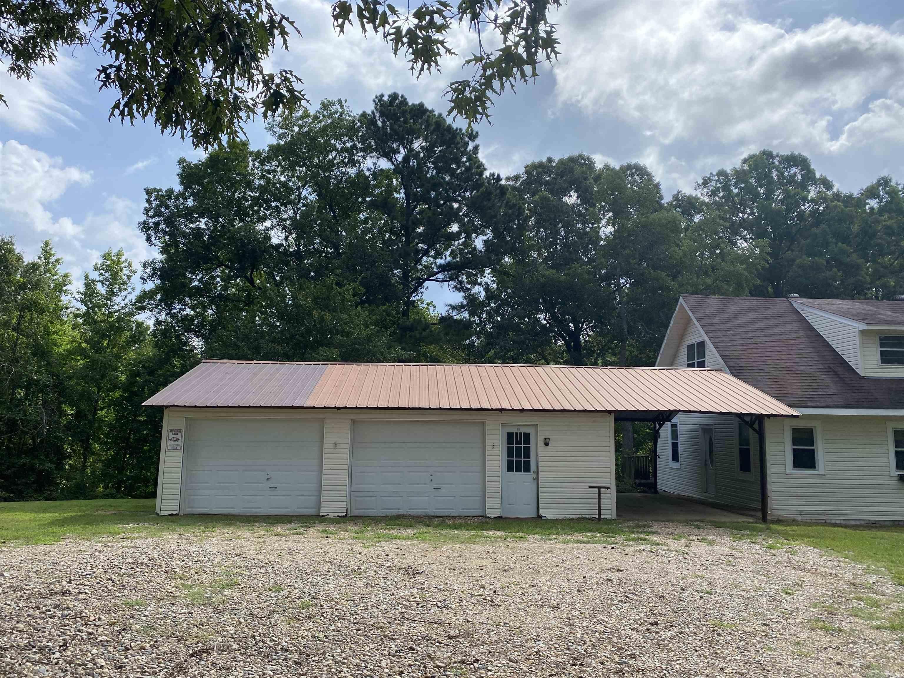 1413 Highway 317  Lockesburg, AR