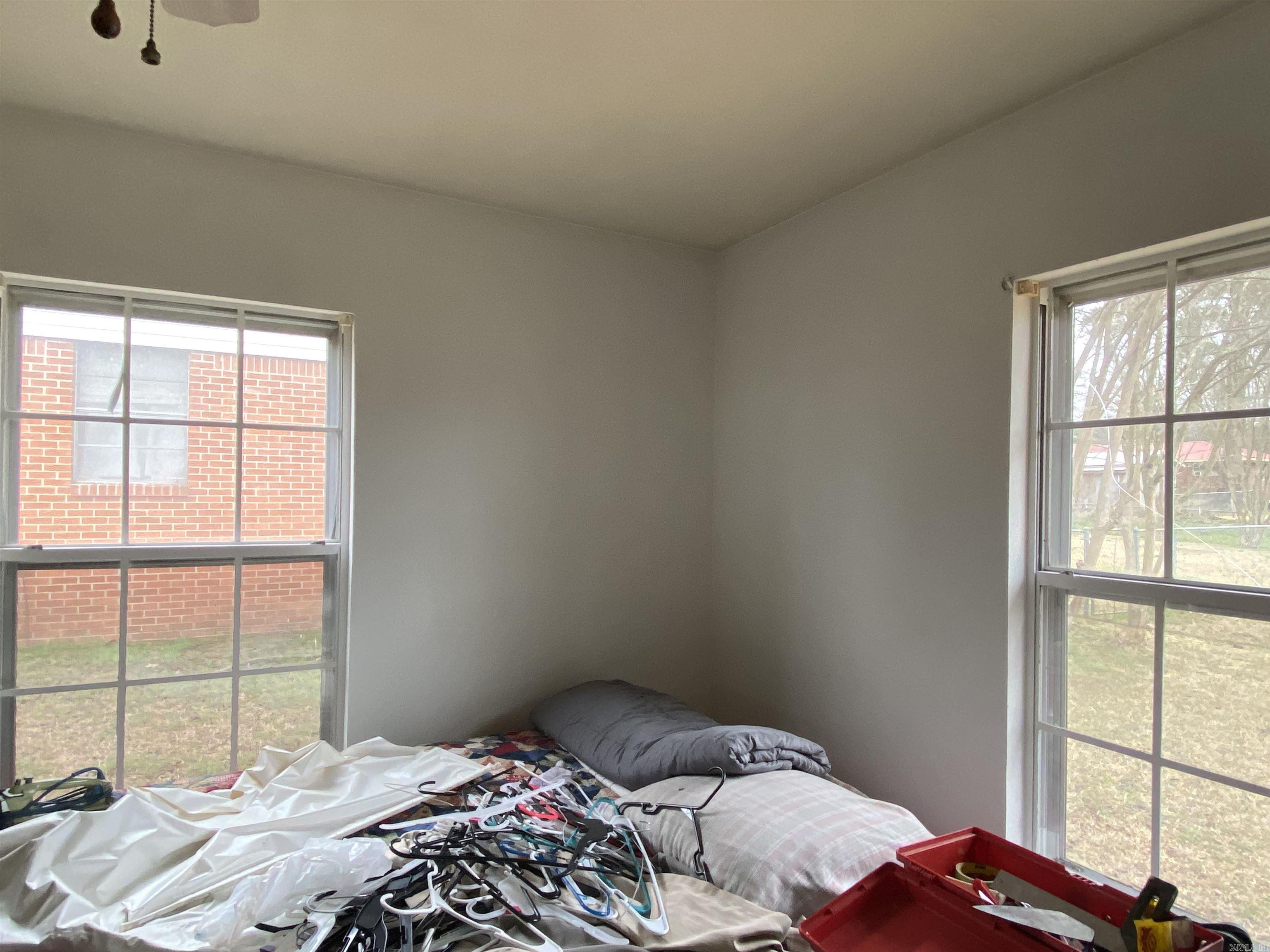 902 W Sypert  Nashville, AR