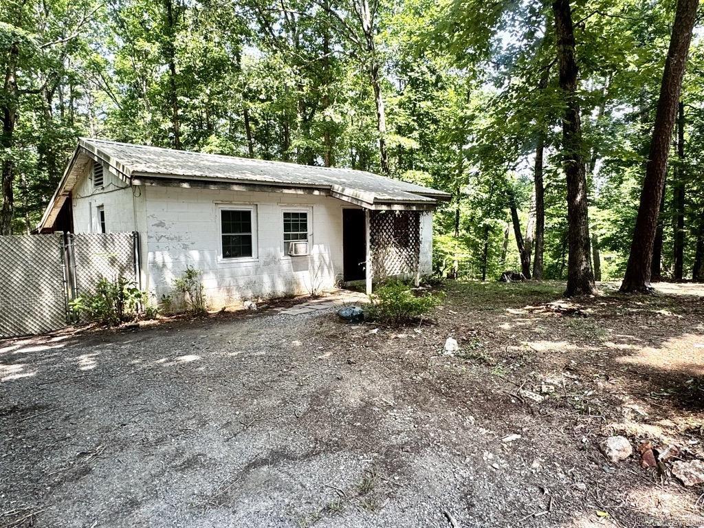 51 Cinnamon  Mount Ida, AR