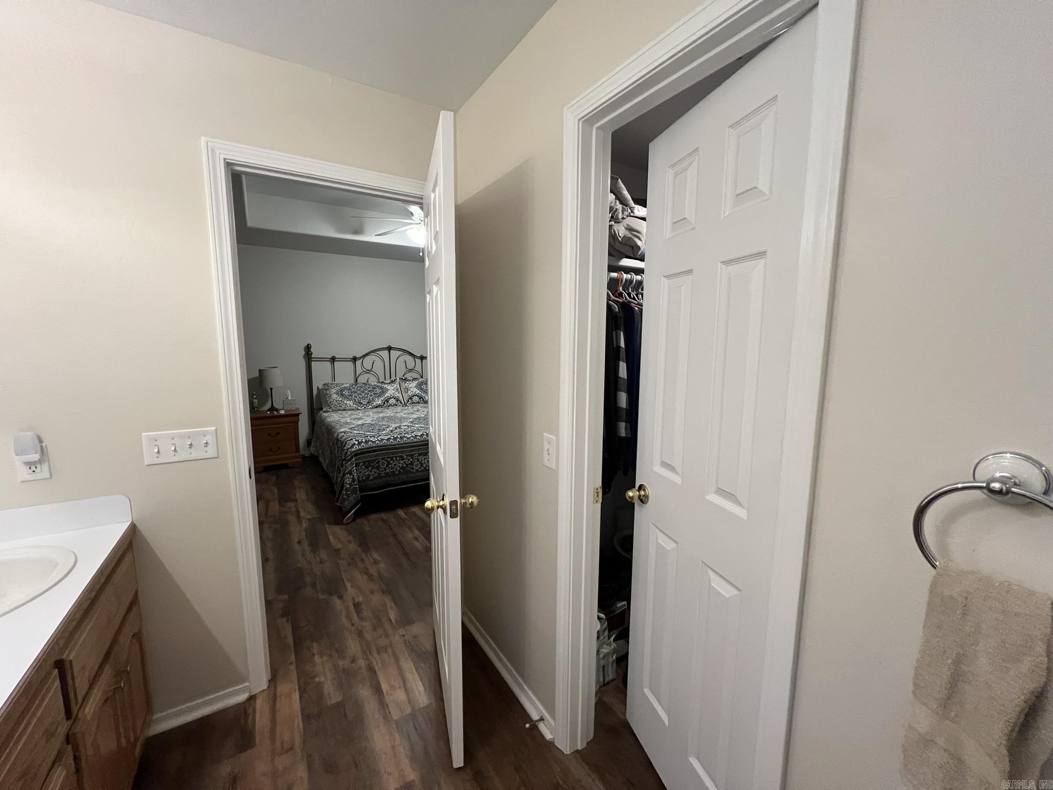 301 Pin Oak  Mena, AR