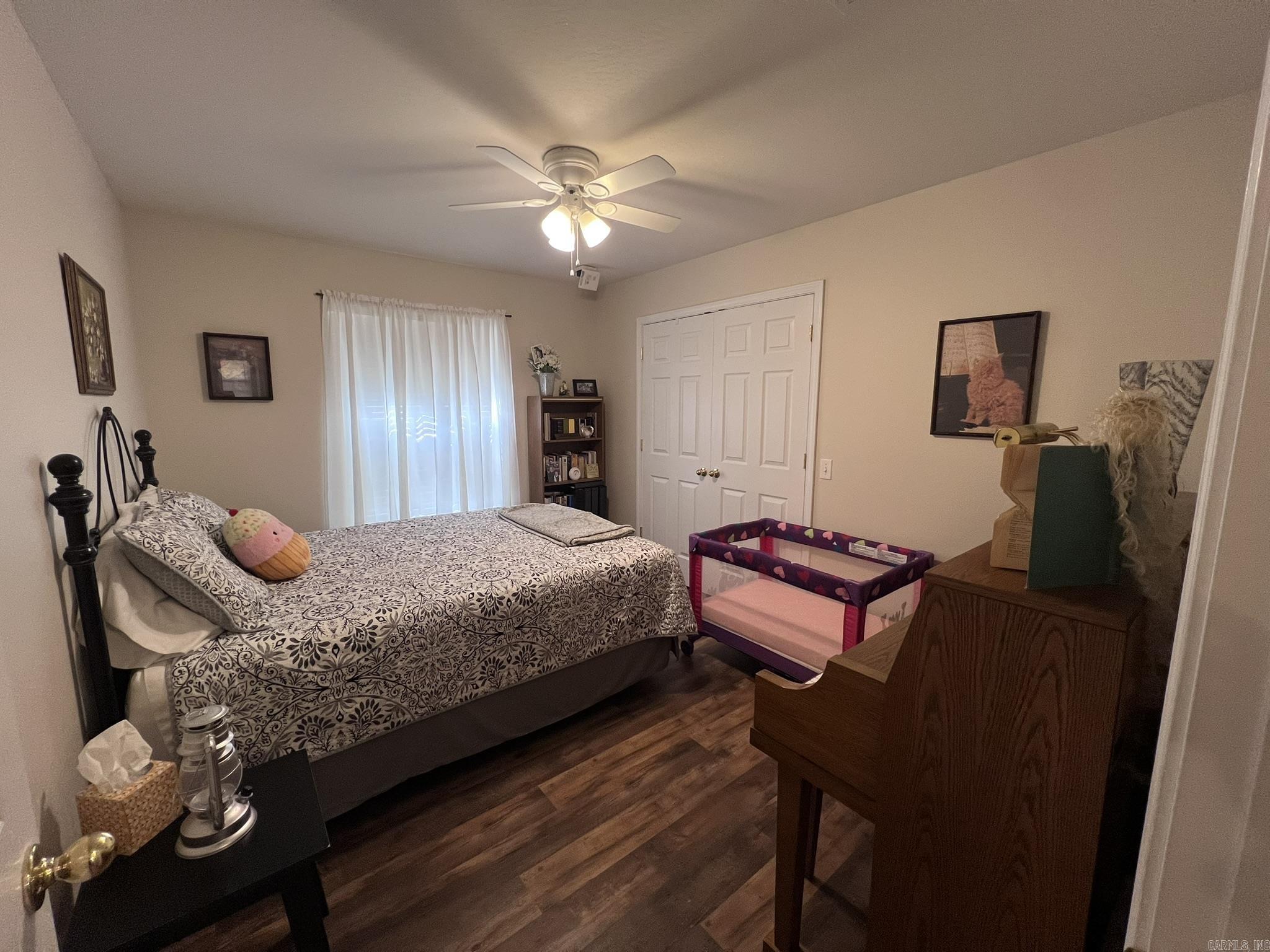 301 Pin Oak  Mena, AR