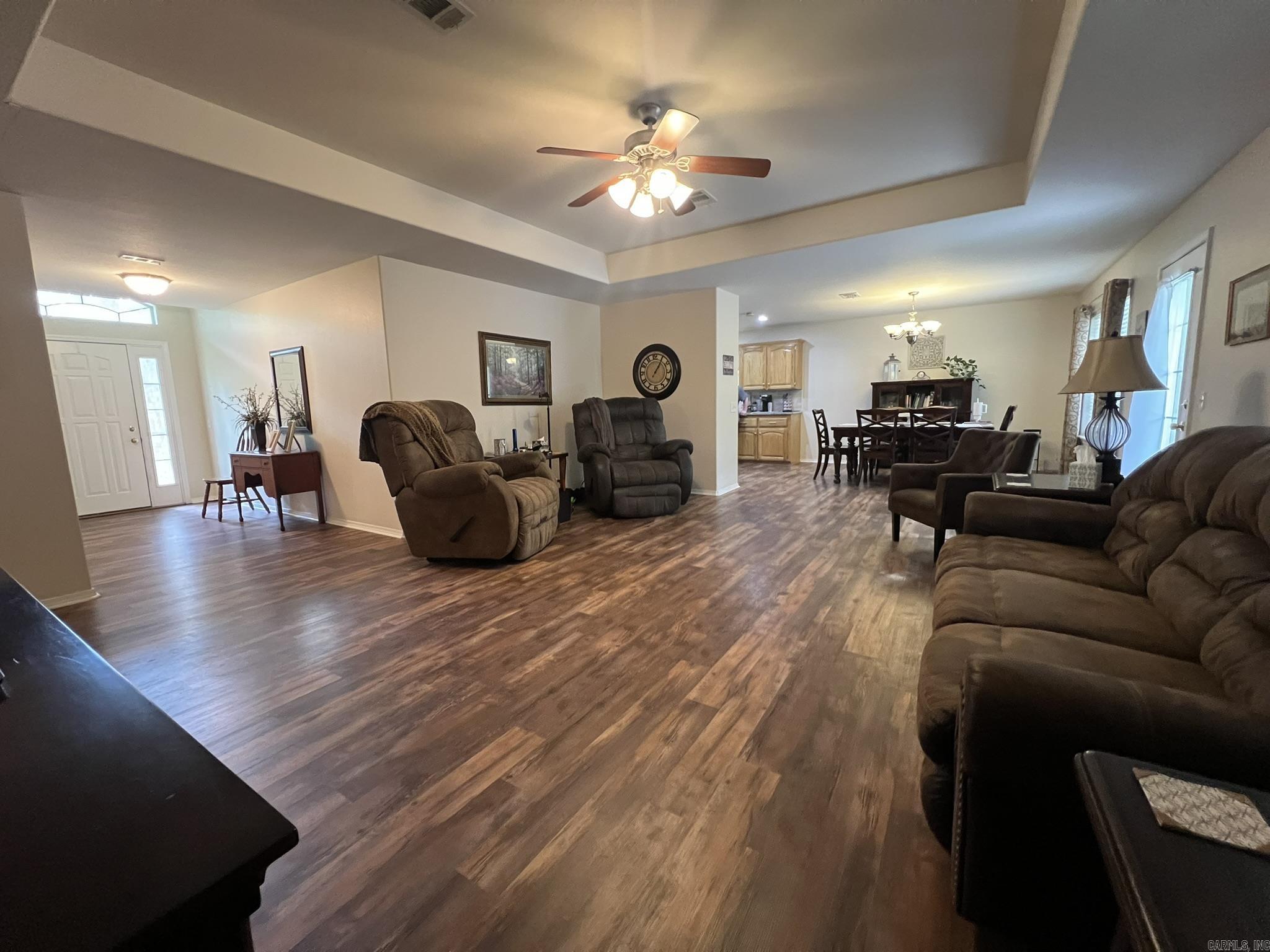 301 Pin Oak  Mena, AR