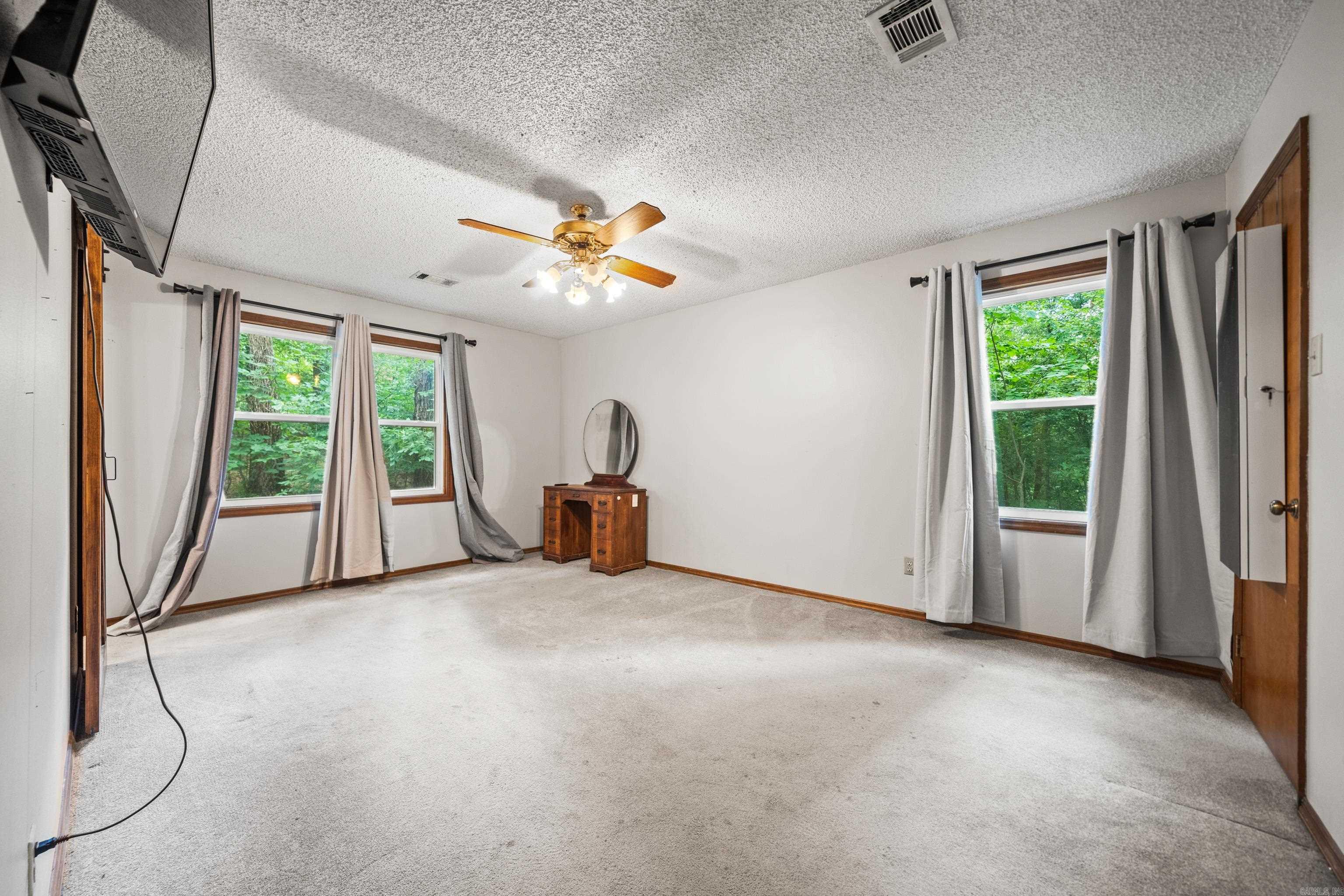 106 Jeff  Hot Springs, AR