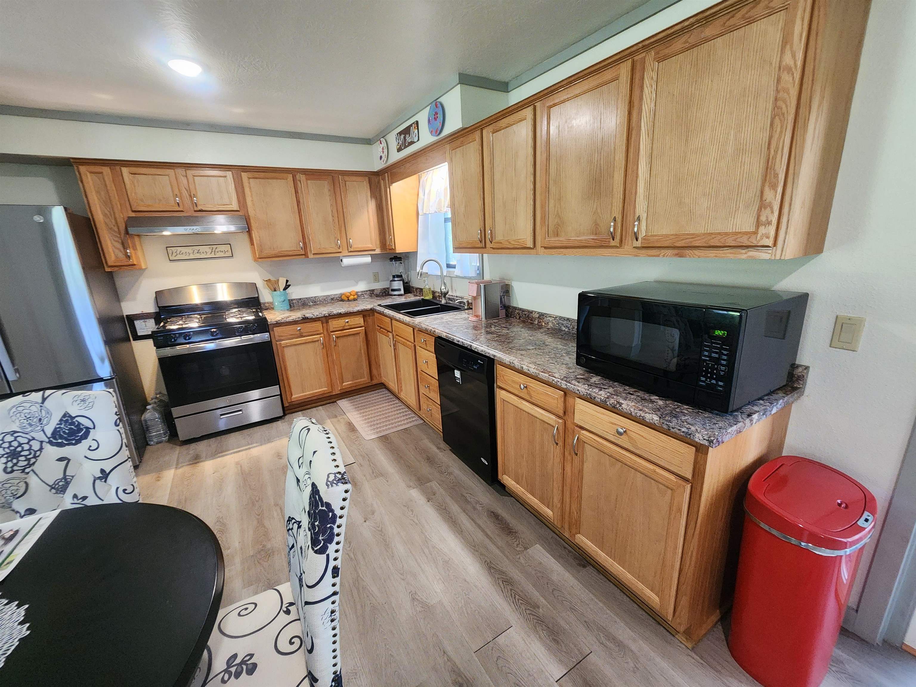 110 Peace Valley  Ash Flat, AR
