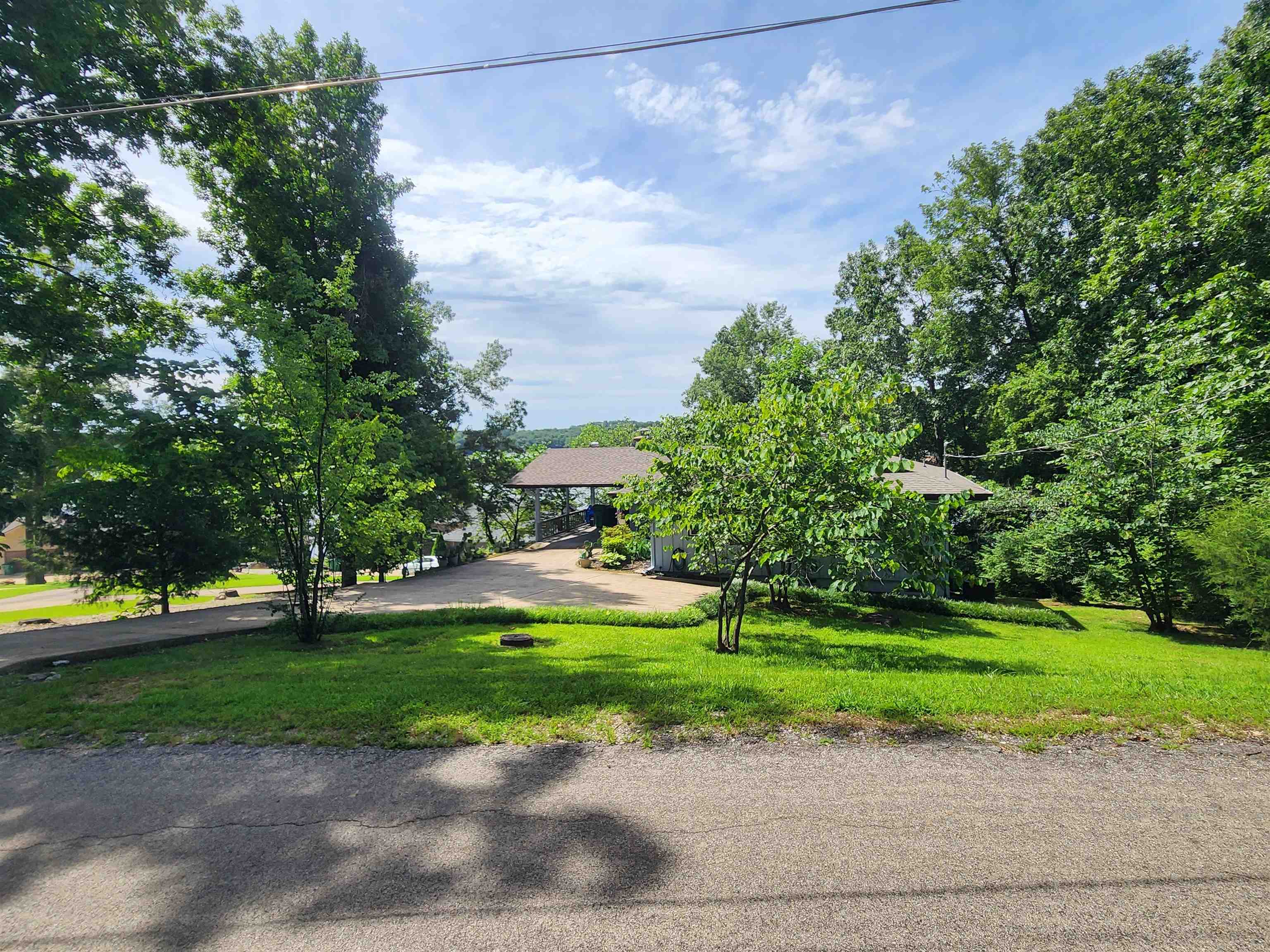 L37B12 N lakeshore  Cherokee Village, AR