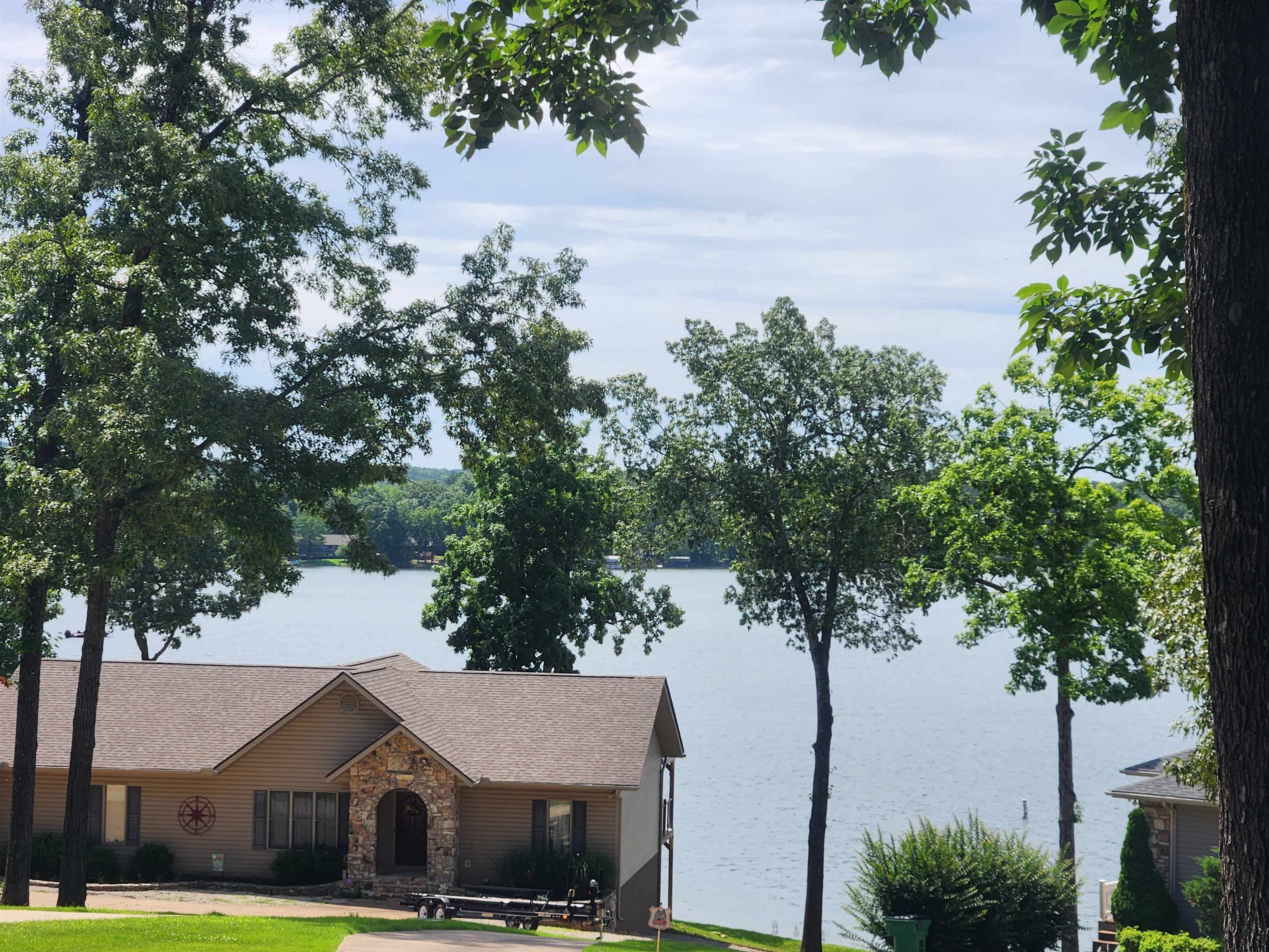 L37B12 N lakeshore  Cherokee Village, AR