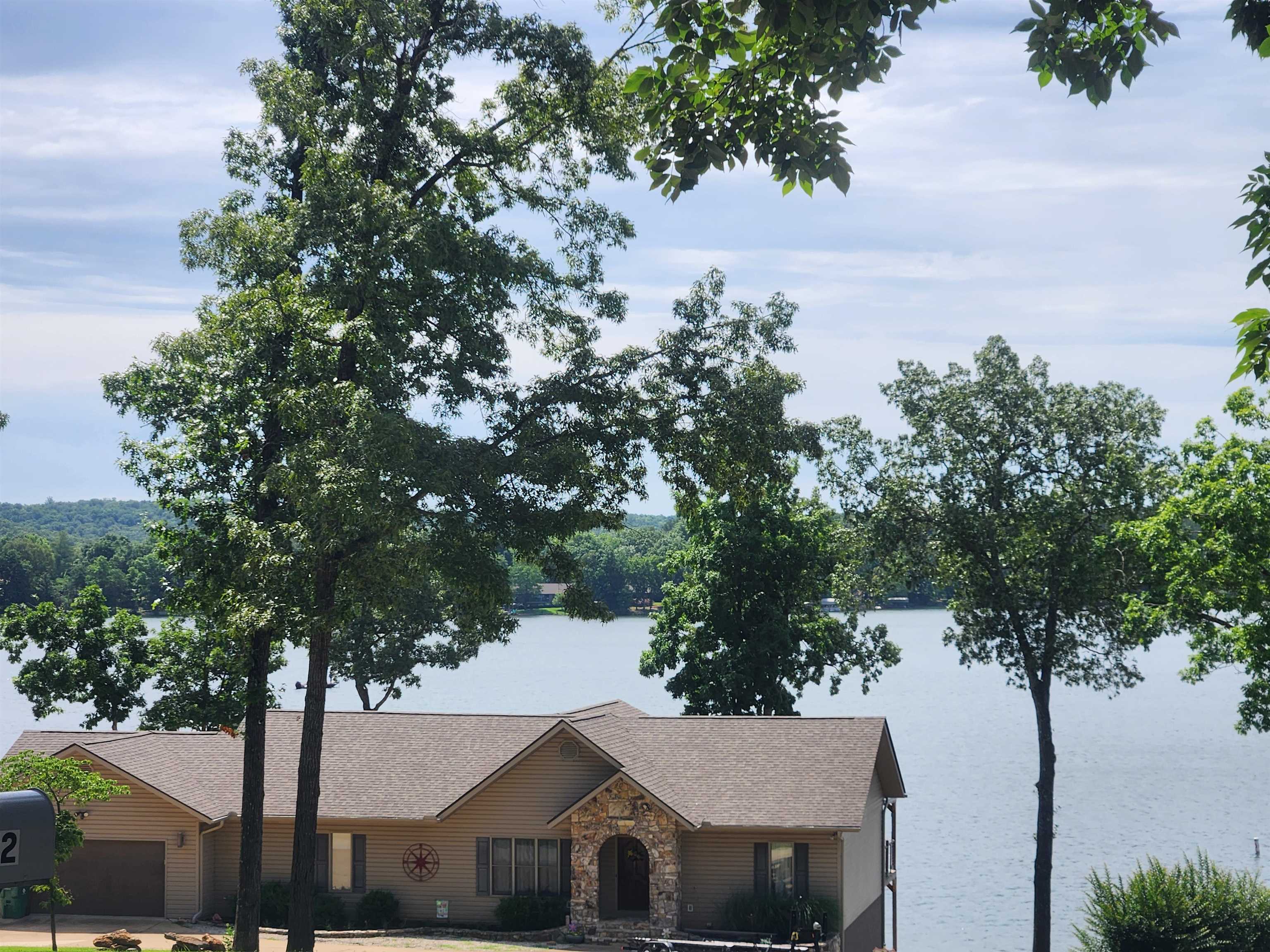 L37B12 N lakeshore  Cherokee Village, AR