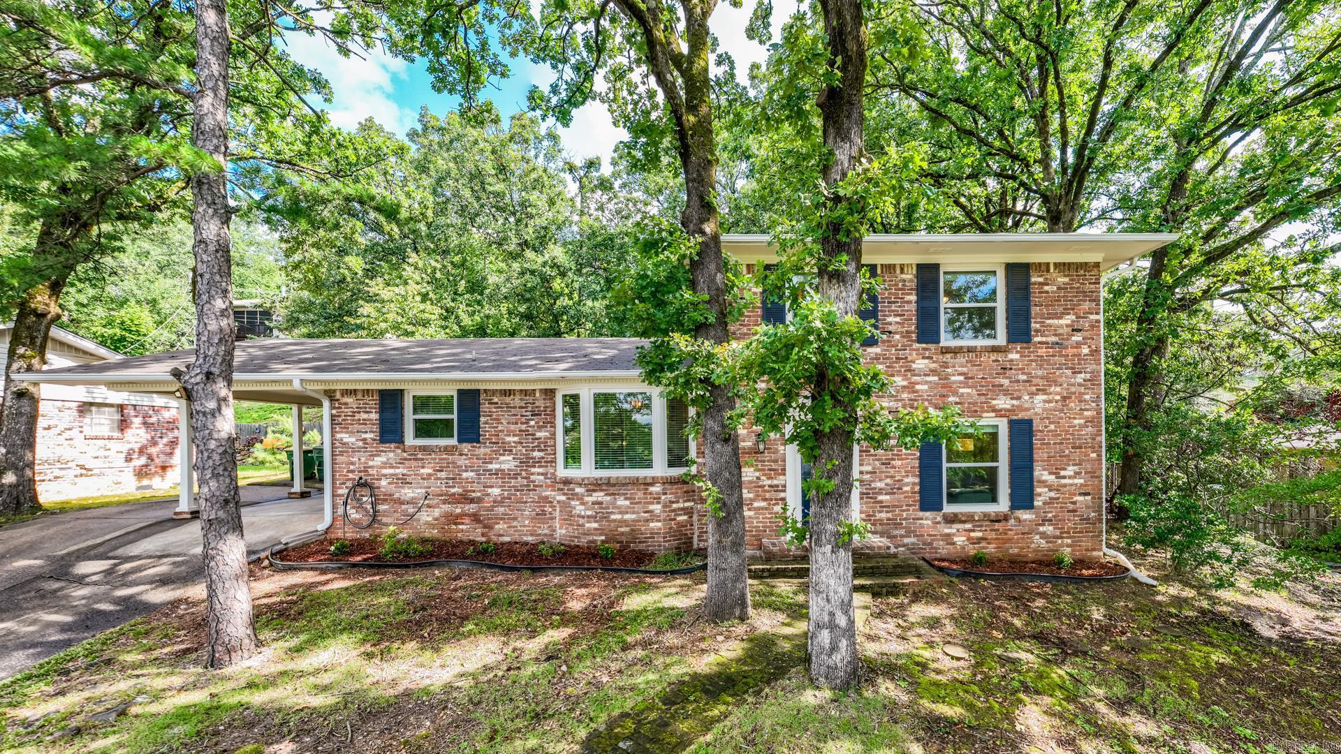 7002 Amherst  Little Rock, AR