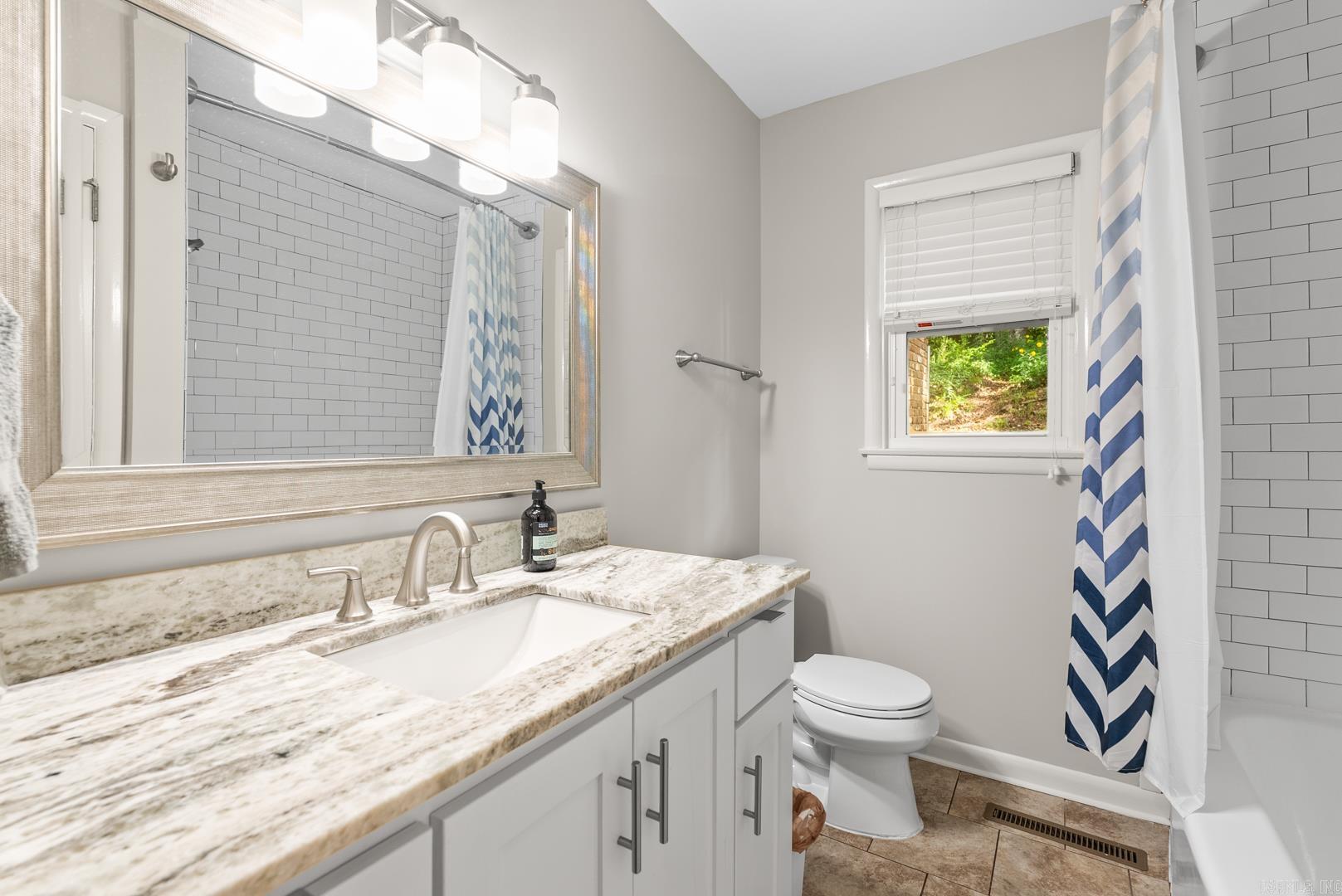 7002 Amherst  Little Rock, AR