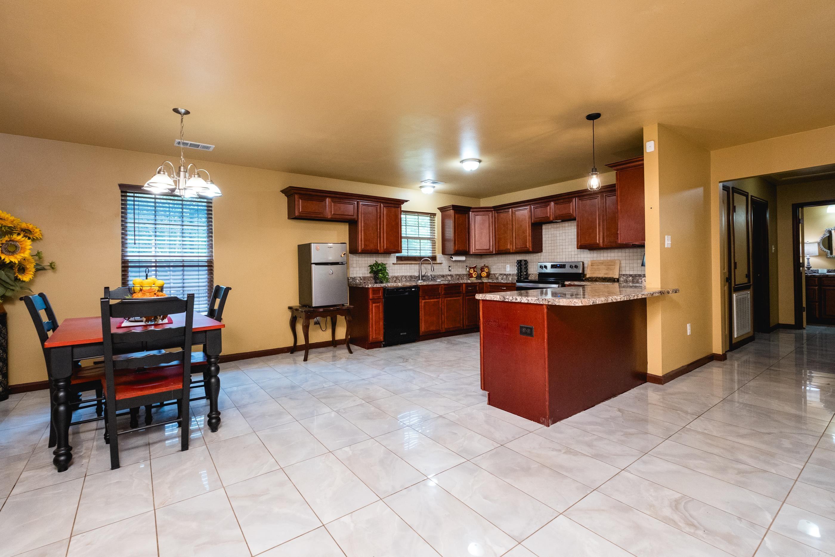 6417 Miller Rd  Alexander, AR