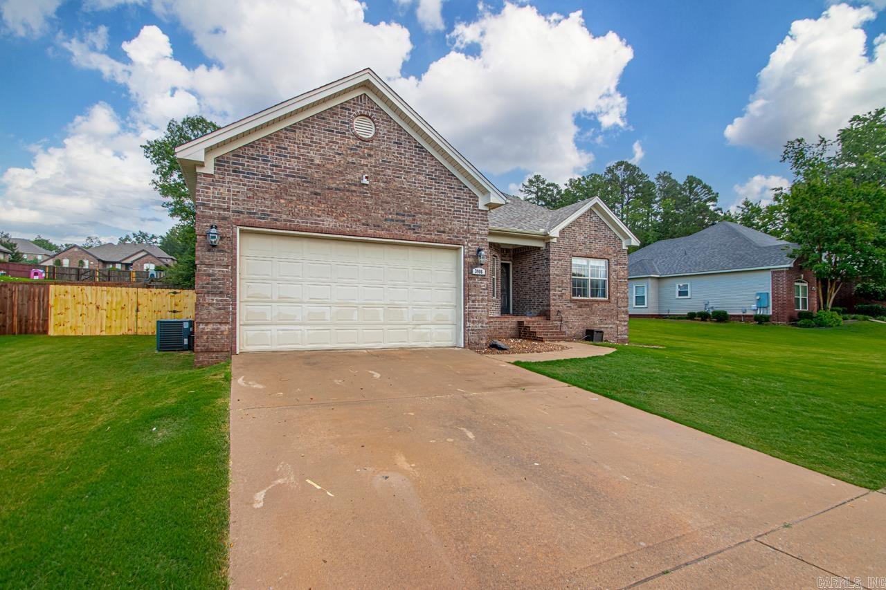 3906 Edgewater  Benton, AR