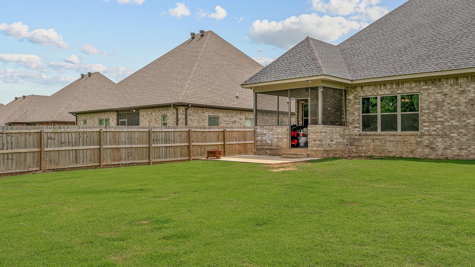 2720 Paradise Hills  Jonesboro, AR