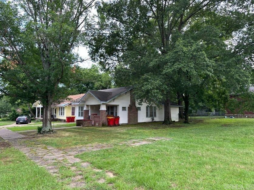 609 N Morrill  Morrilton, AR