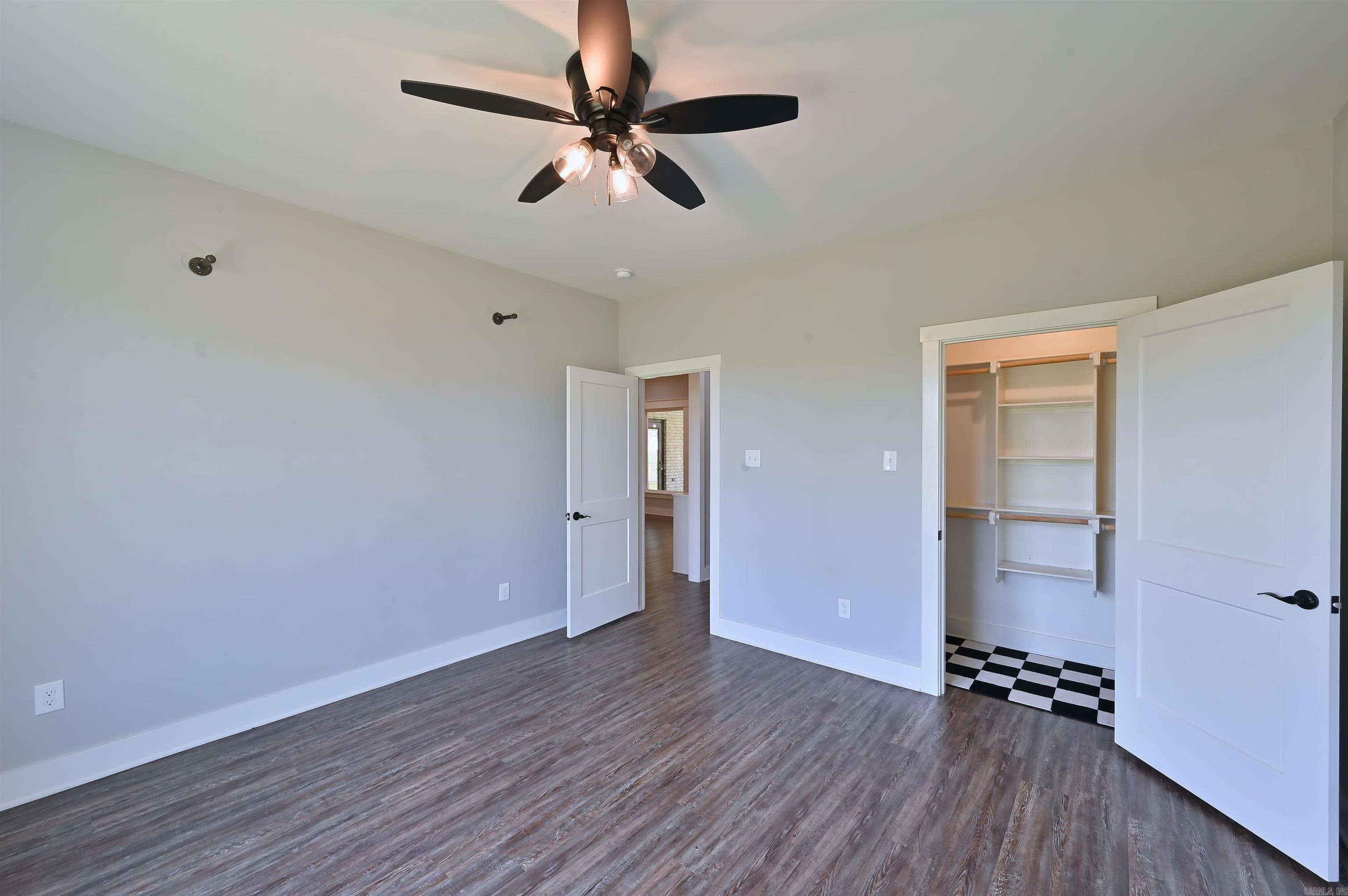 5 Hargrove  Greenbrier, AR