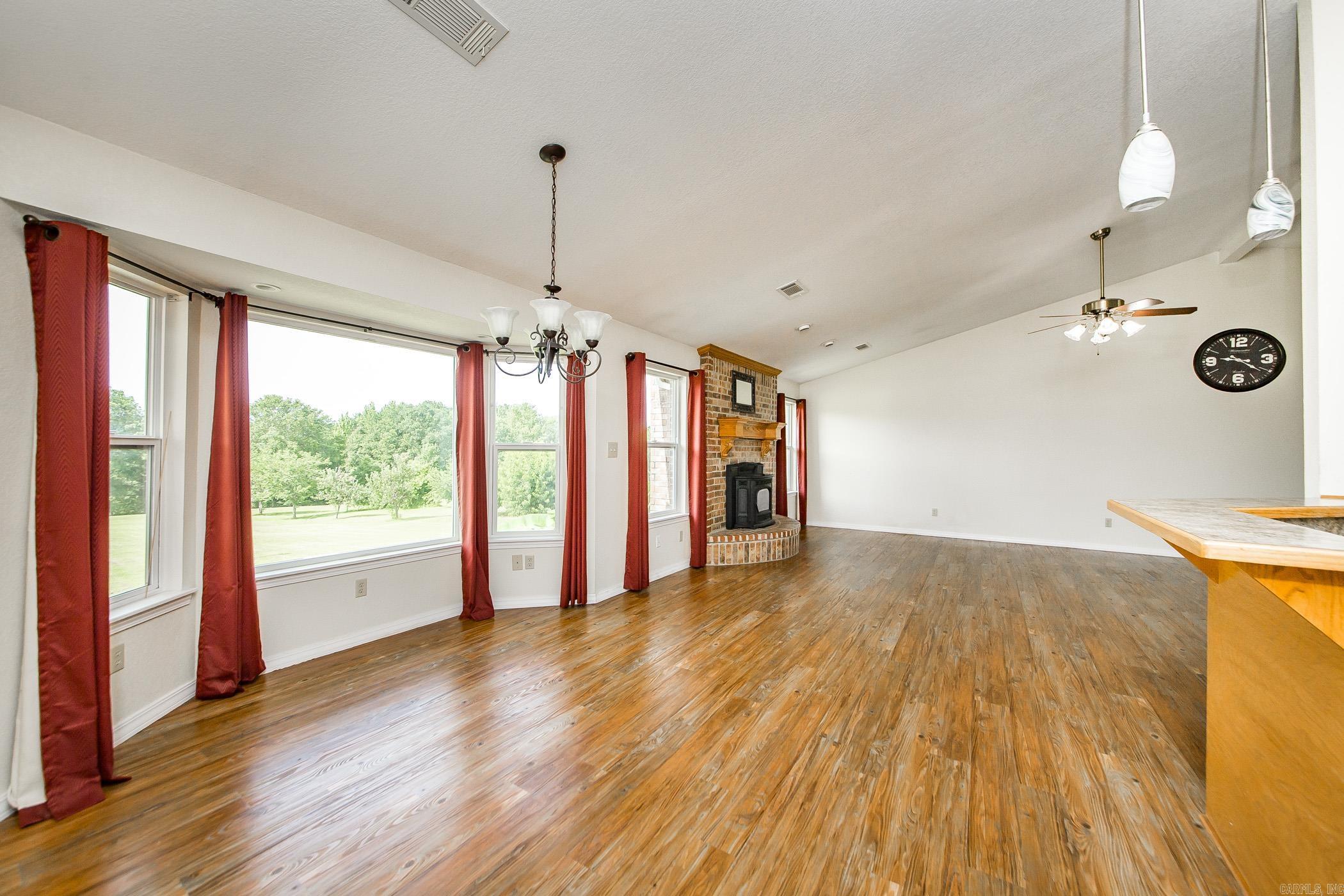 261 Pin Oak  Bismarck, AR