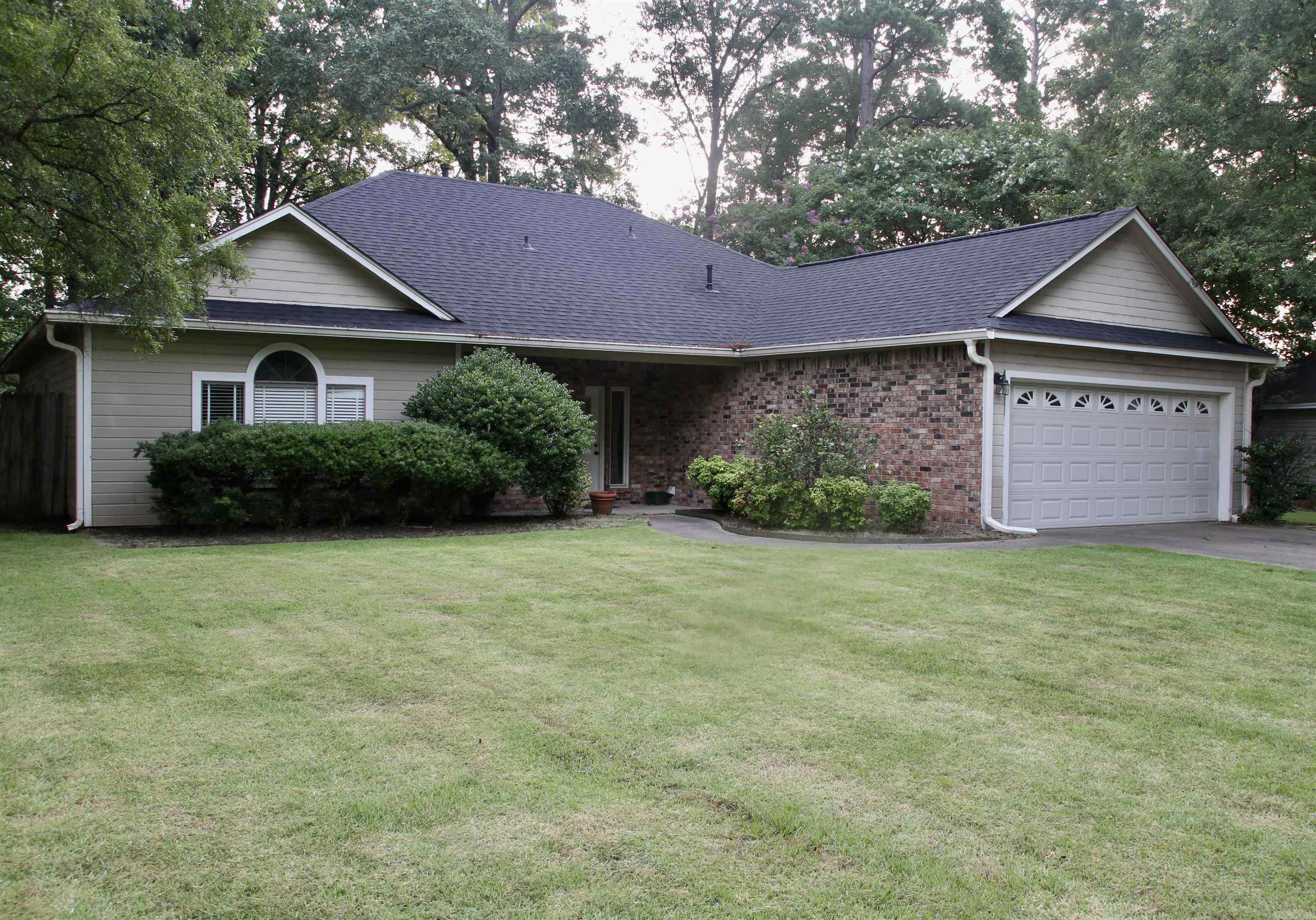 12 Victoria  Maumelle, AR