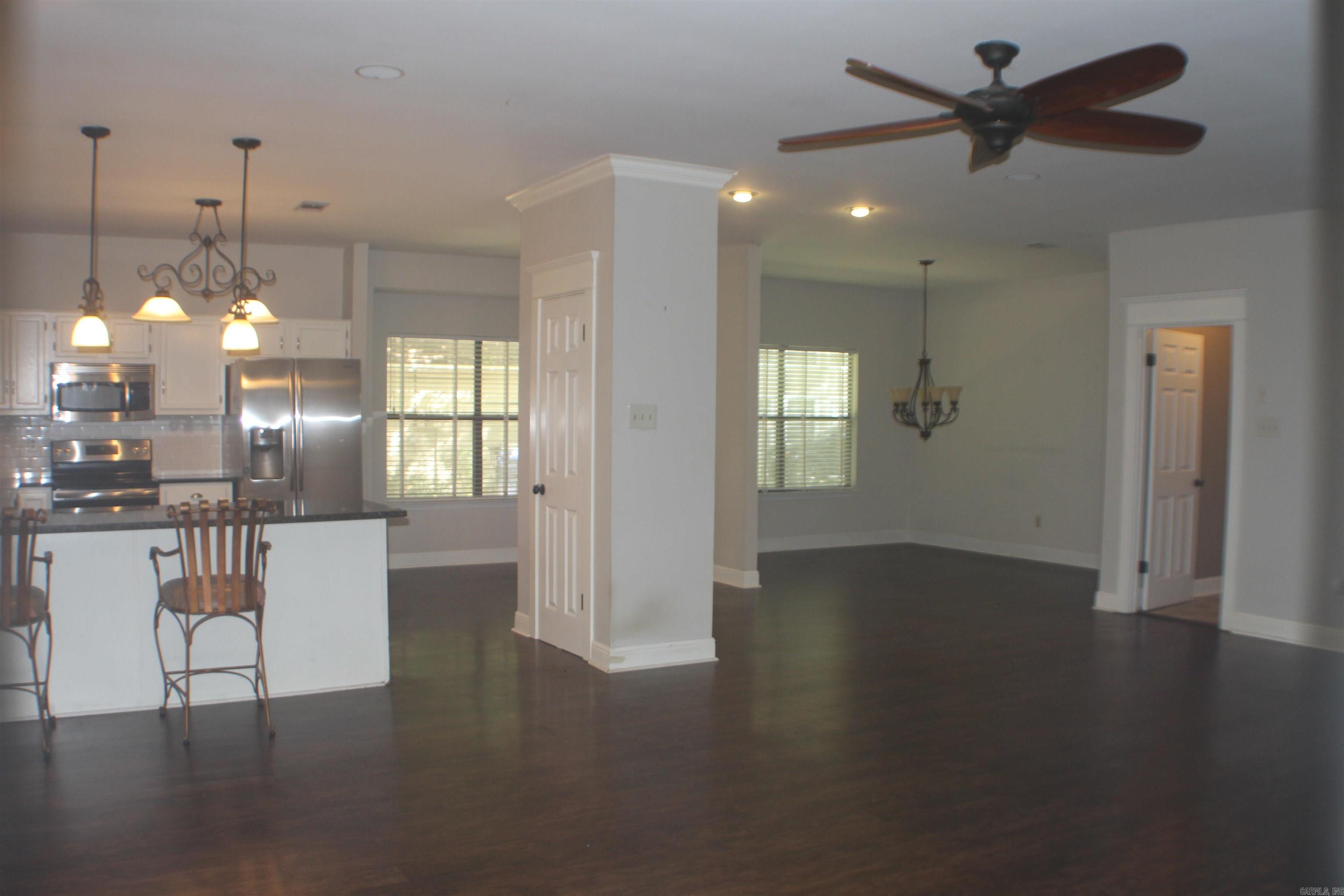 12 Victoria  Maumelle, AR