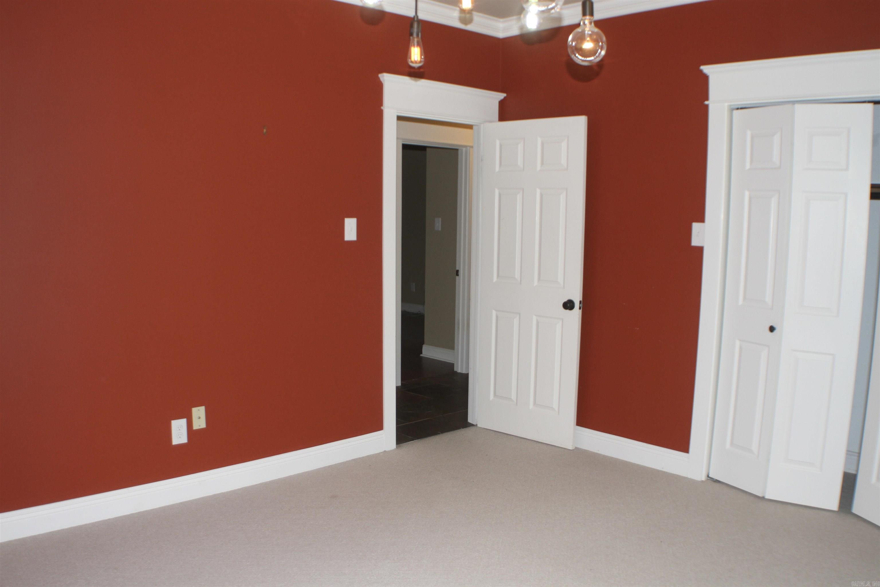 12 Victoria  Maumelle, AR