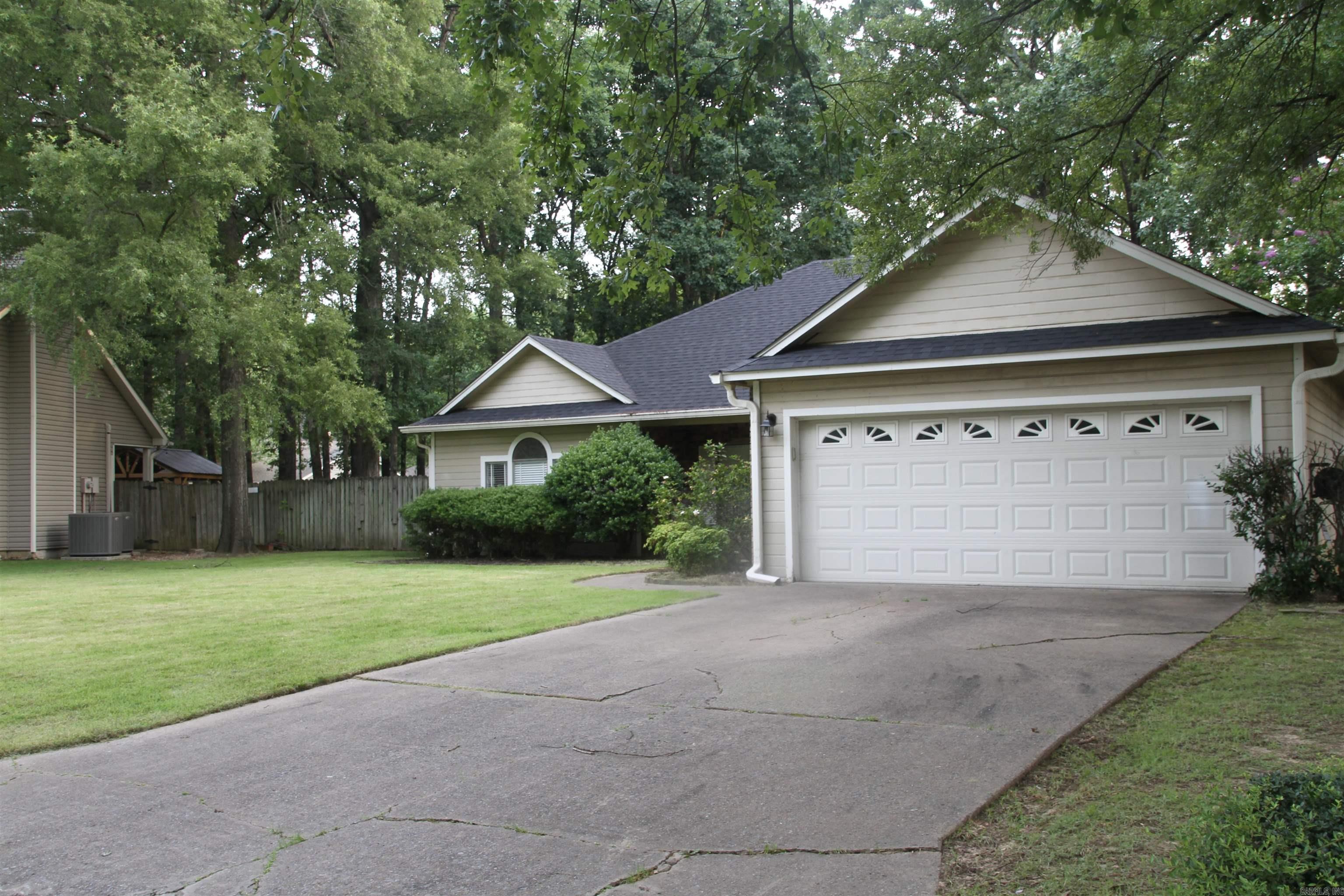 12 Victoria  Maumelle, AR