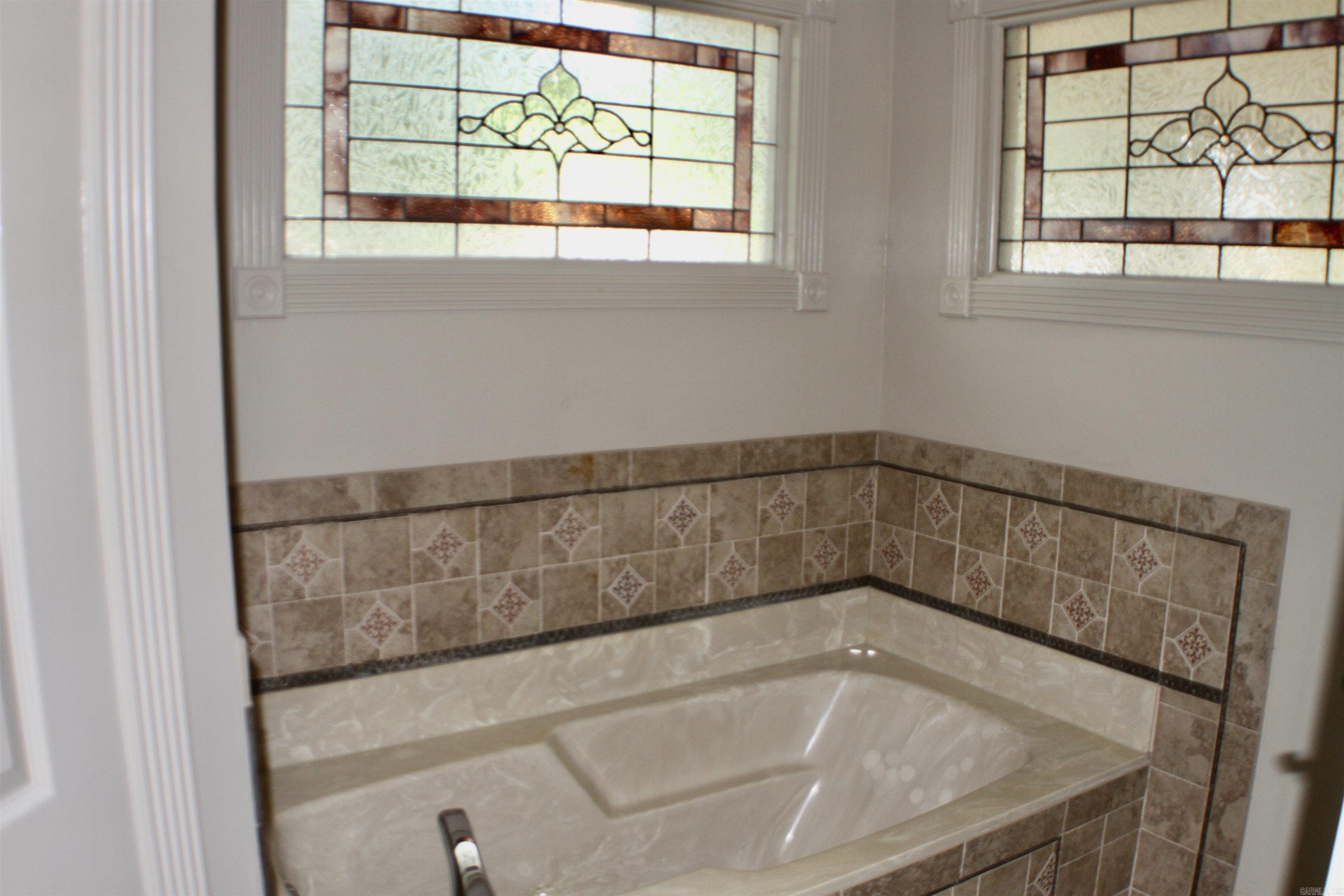 12 Victoria  Maumelle, AR