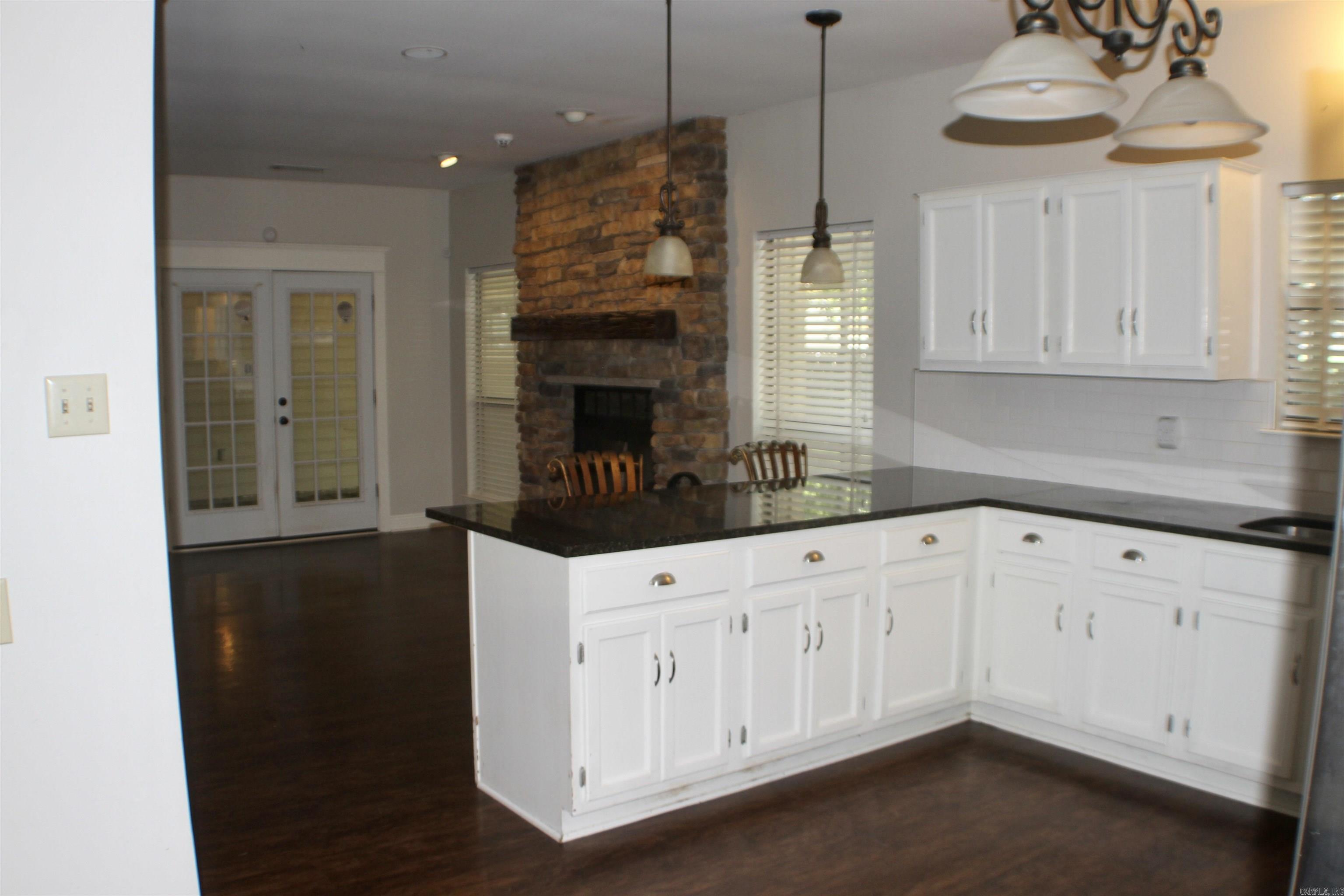 12 Victoria  Maumelle, AR