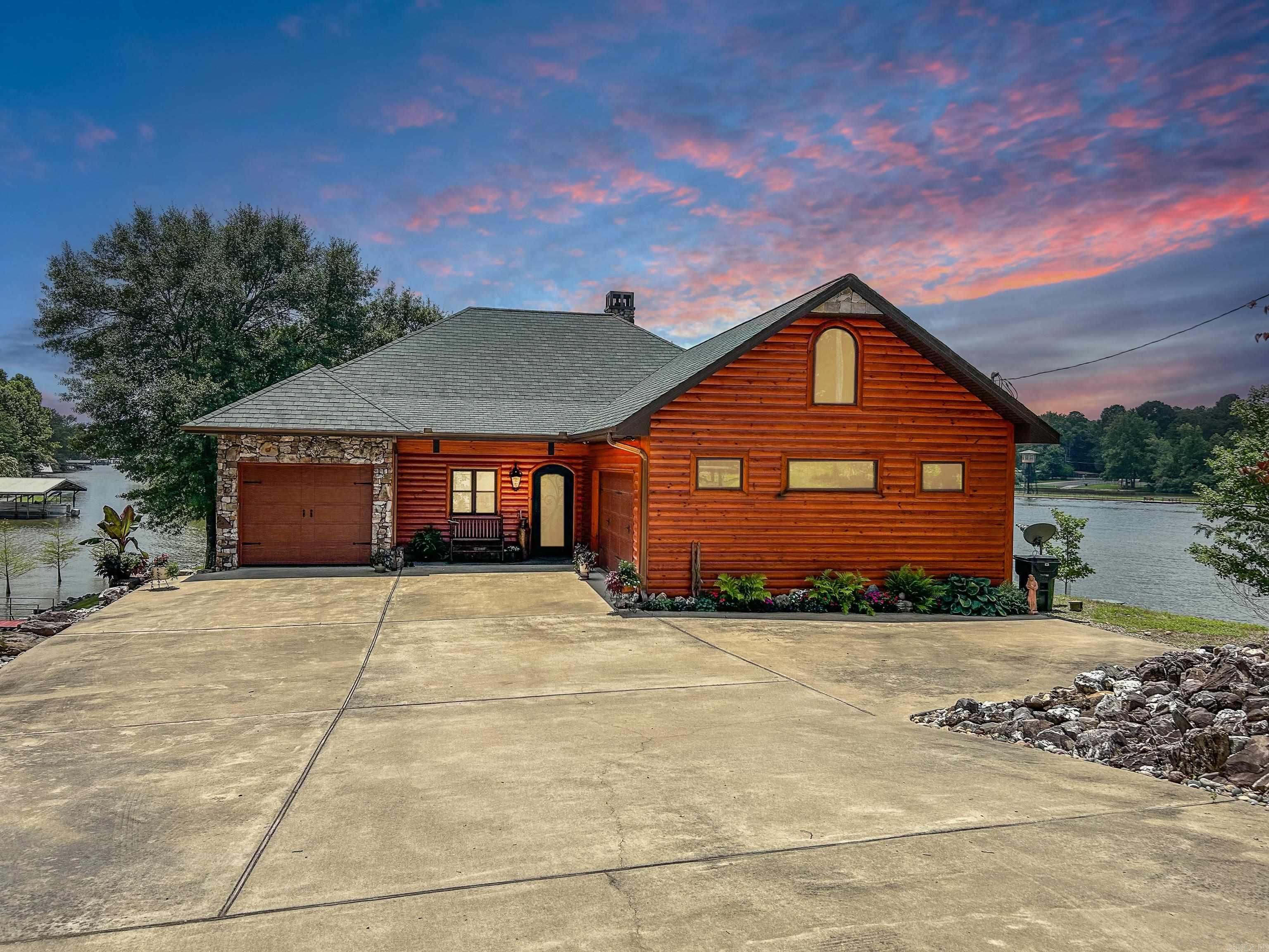 168 Golden Oak  Hot Springs, AR