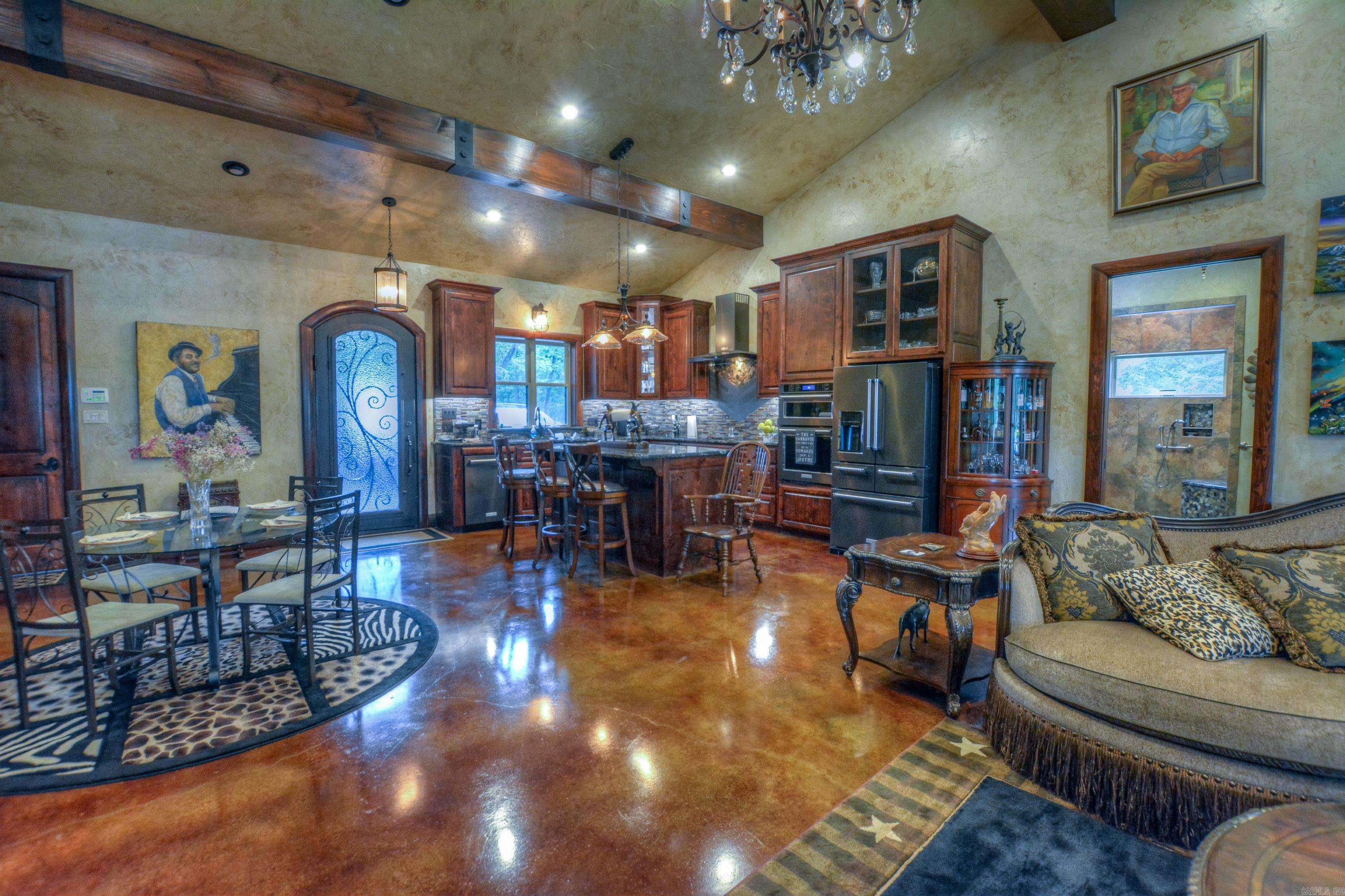 168 Golden Oak  Hot Springs, AR