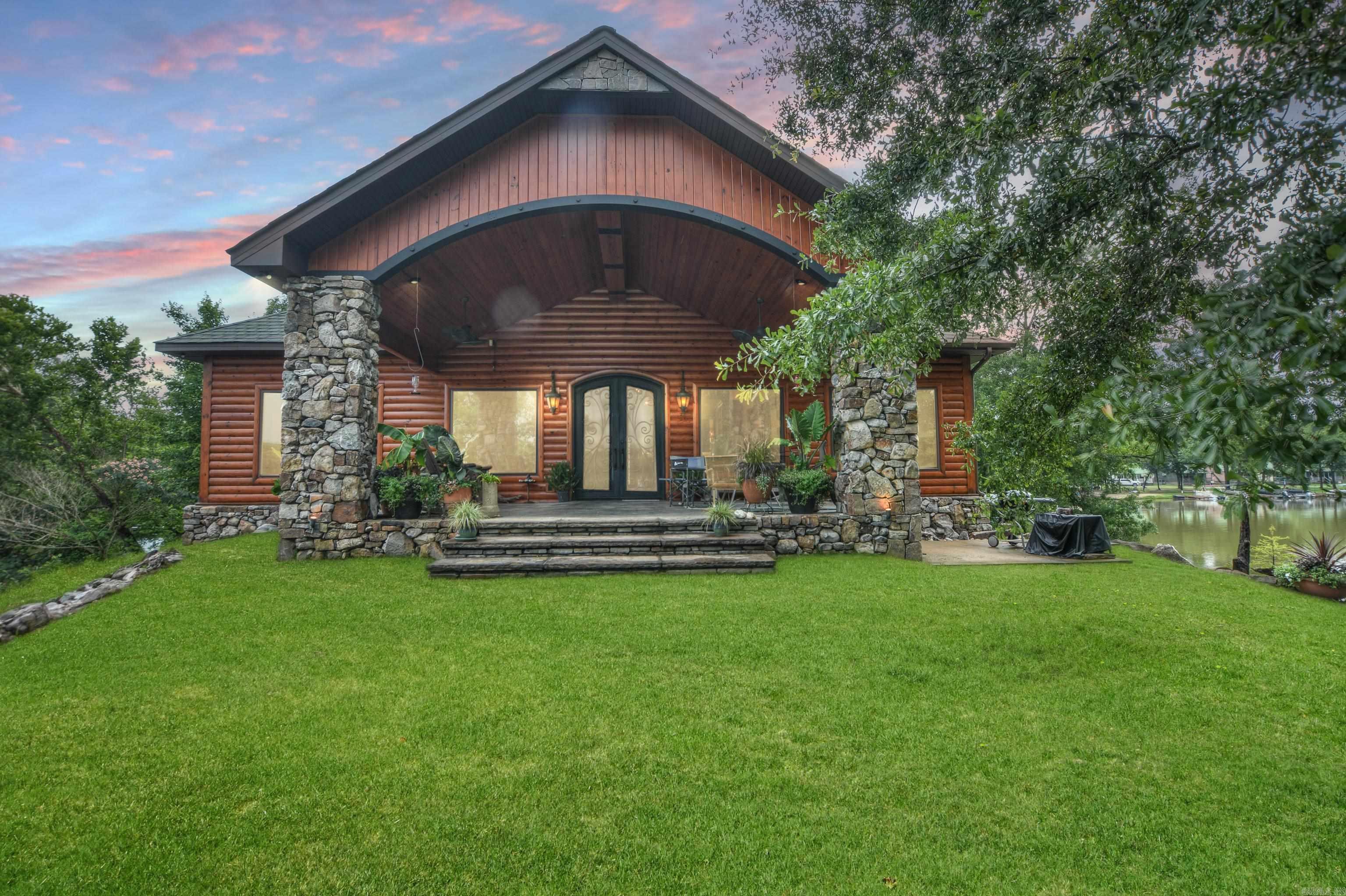 168 Golden Oak  Hot Springs, AR