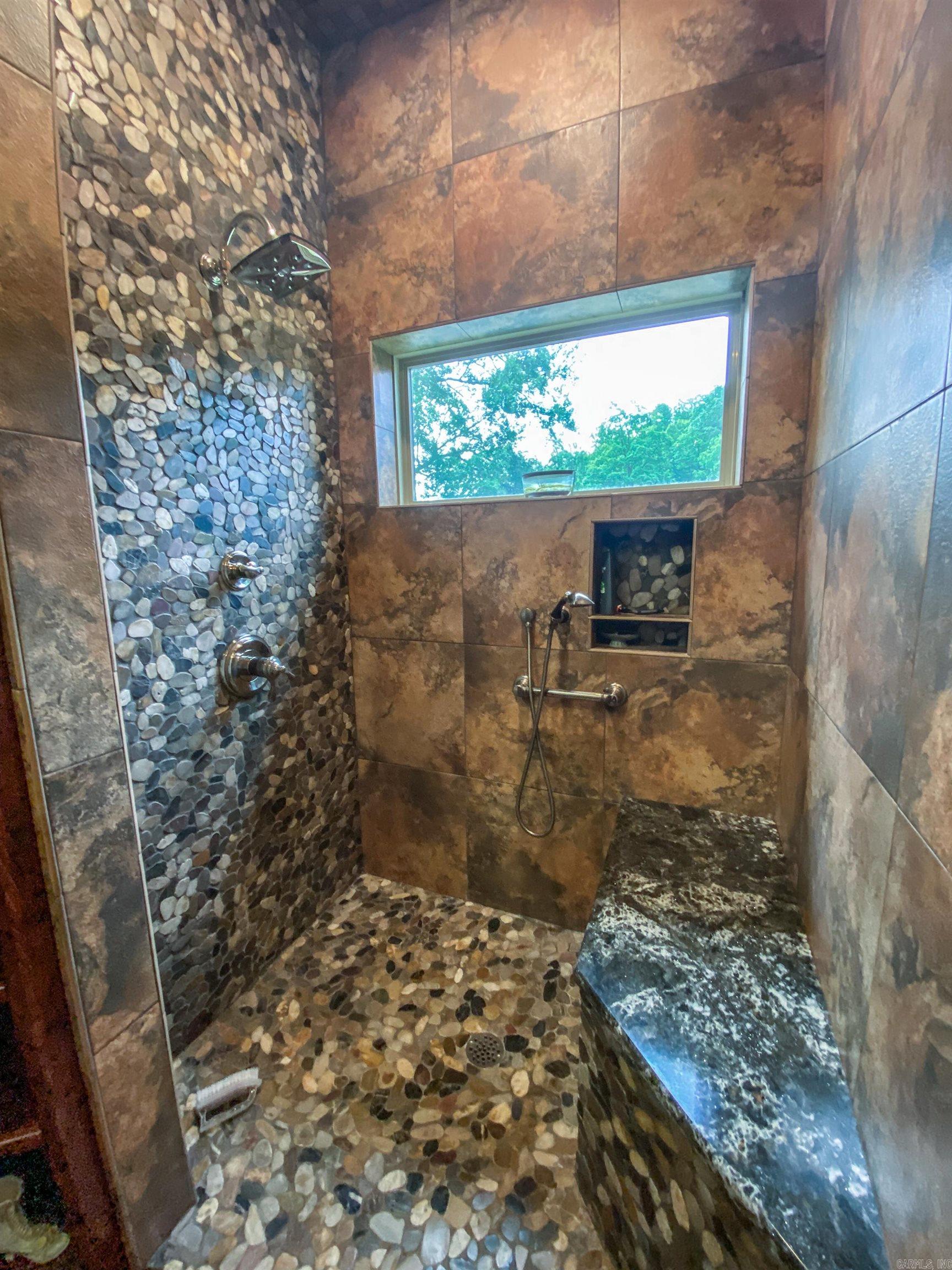168 Golden Oak  Hot Springs, AR